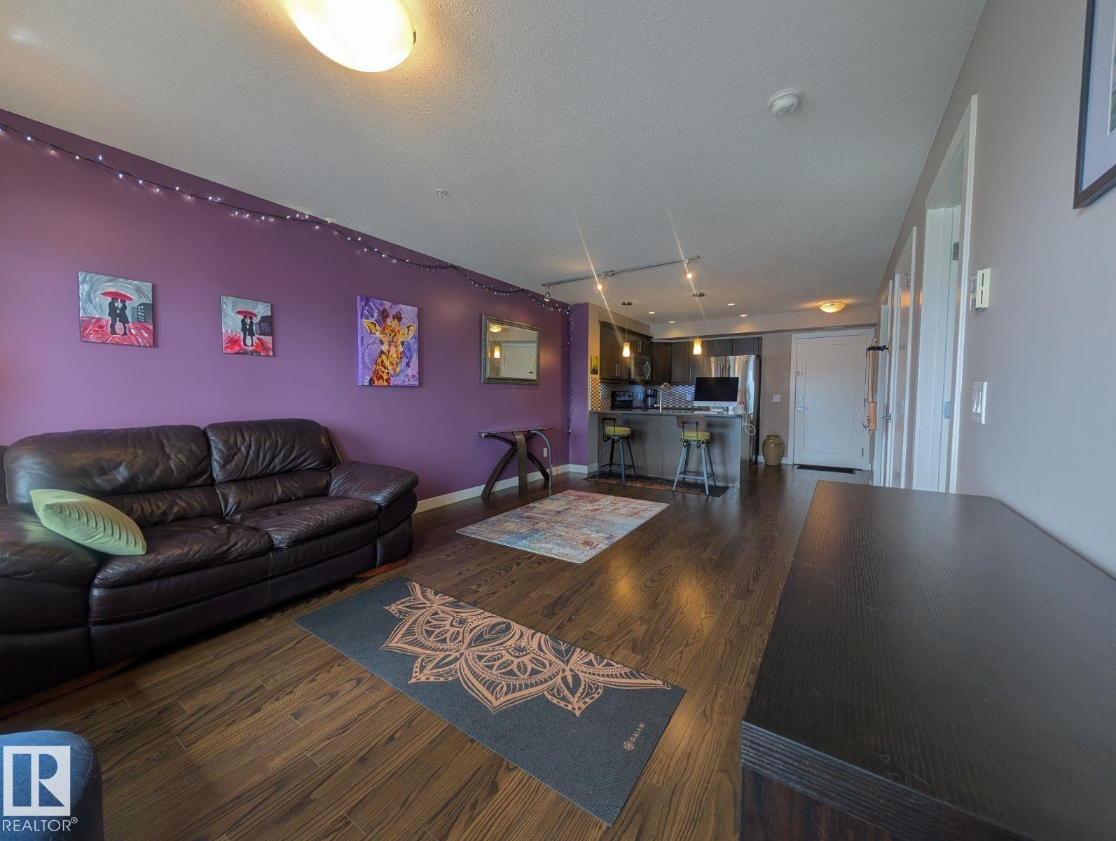 #208 1031 173 ST SW, Edmonton