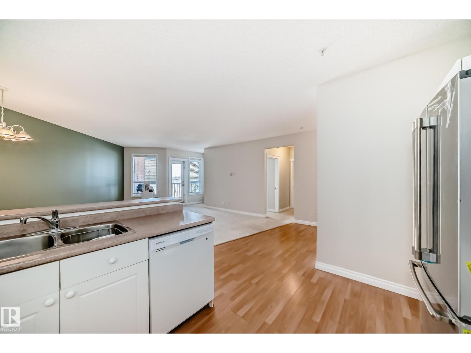 #306 9120 156 ST NW - 11
