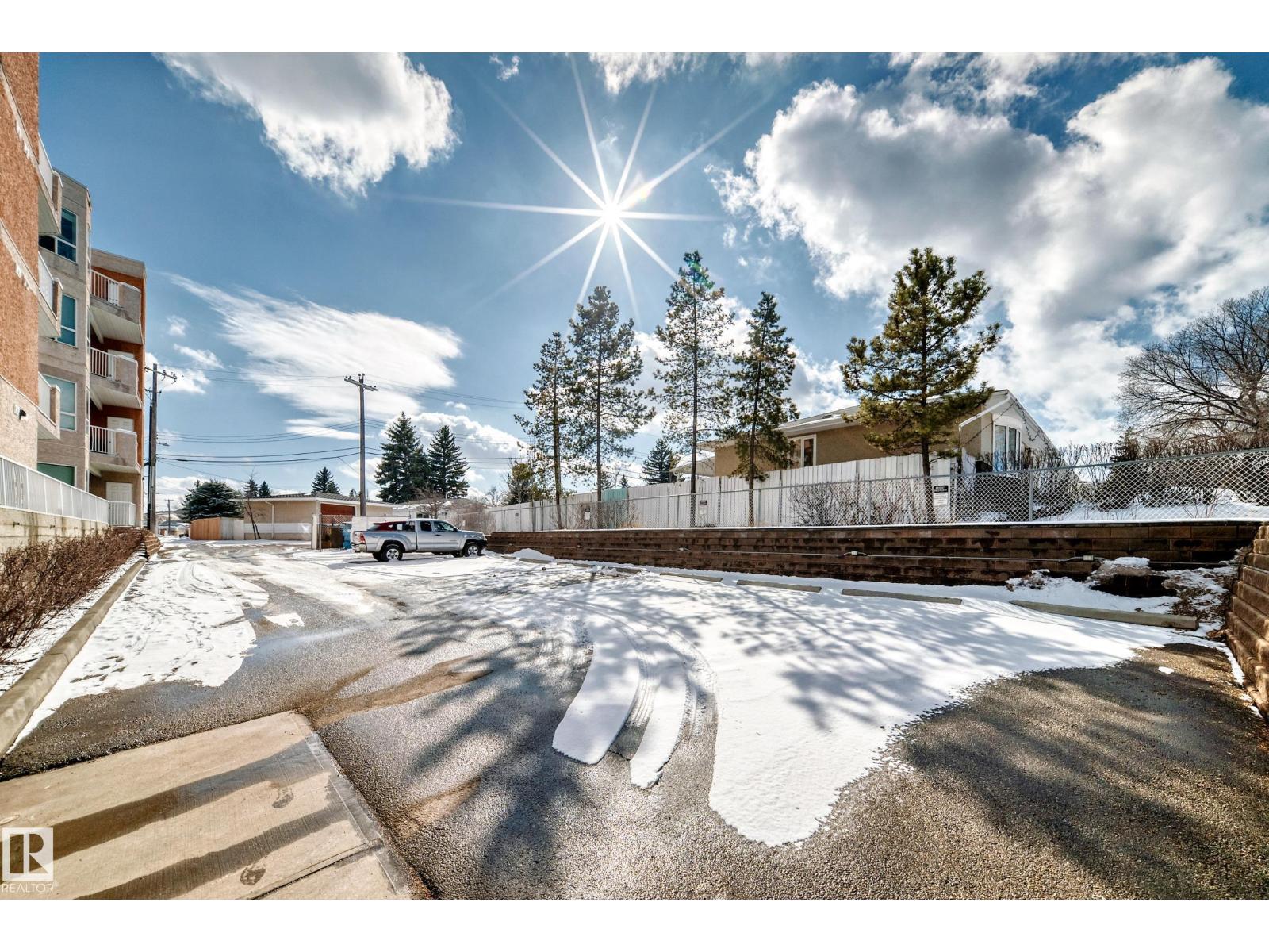#306 9120 156 ST NW - 53