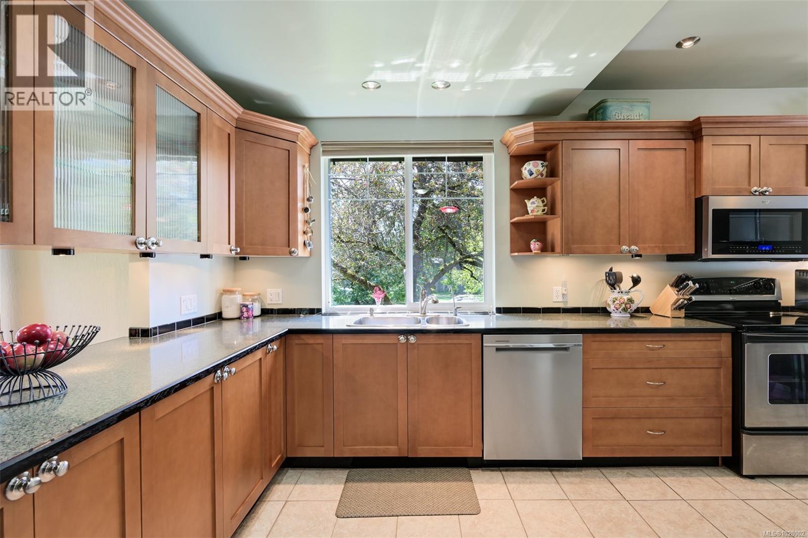 1718 GARNET RD - Image 2