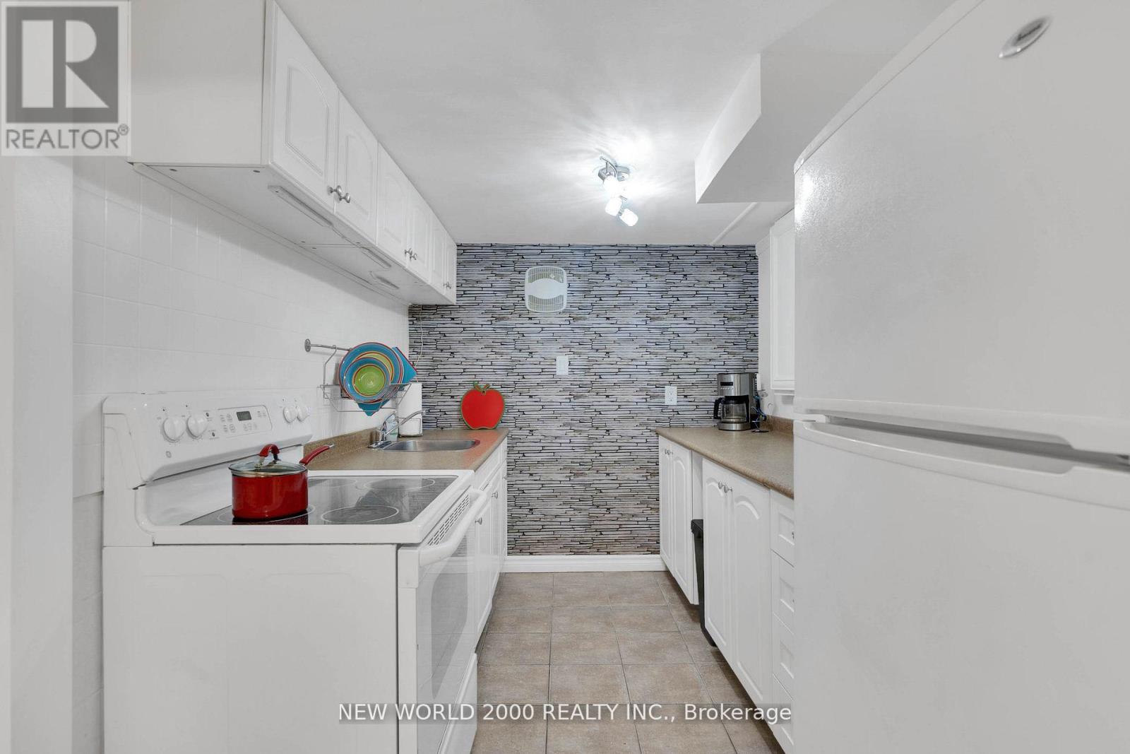 50 LIVINGSTONE STREET W - 26