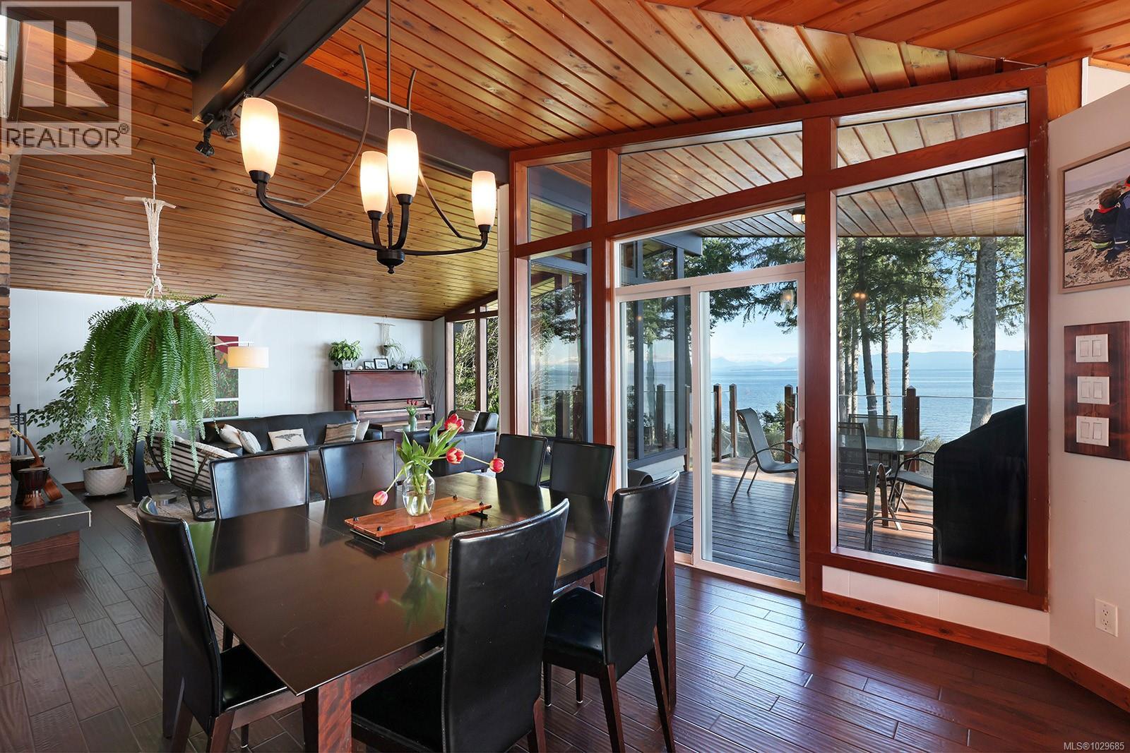 5862 ALDERGROVE DR - 17