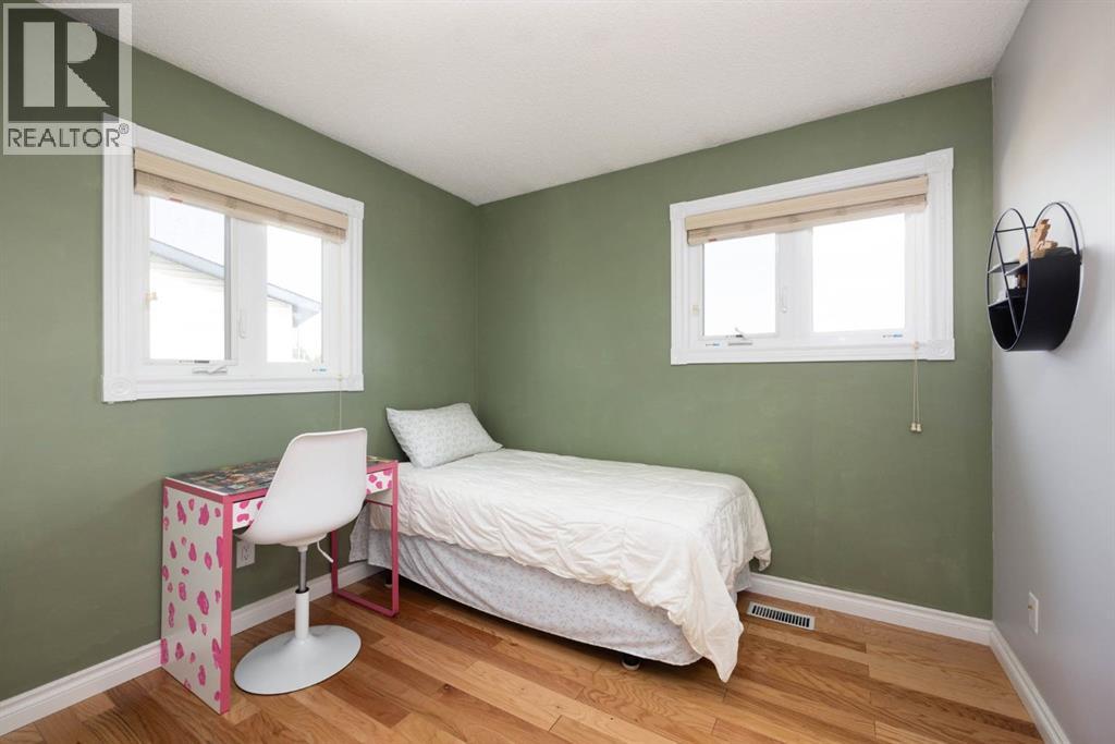 145 Dundas Road, Fort McMurray