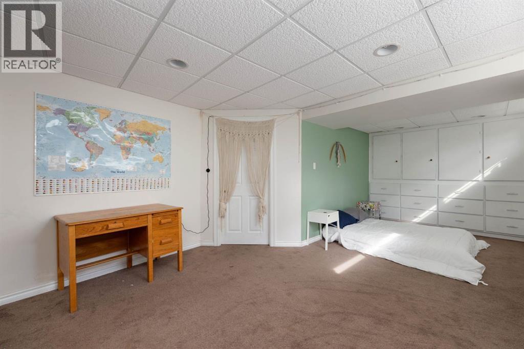 145 Dundas Road, Fort McMurray