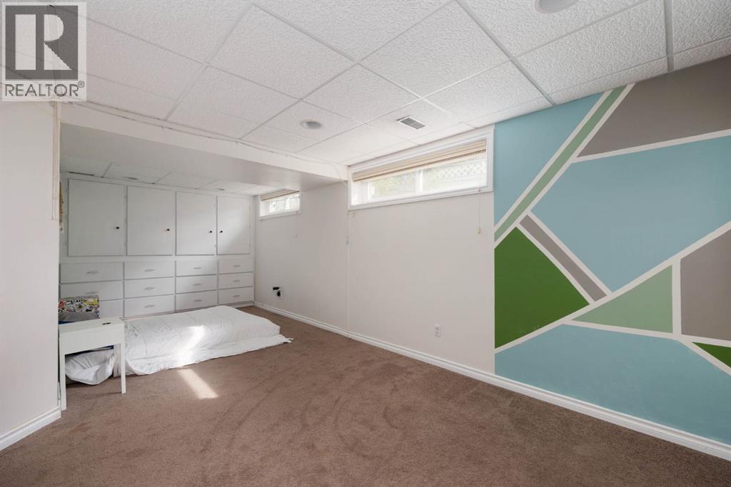 145 Dundas Road, Fort McMurray