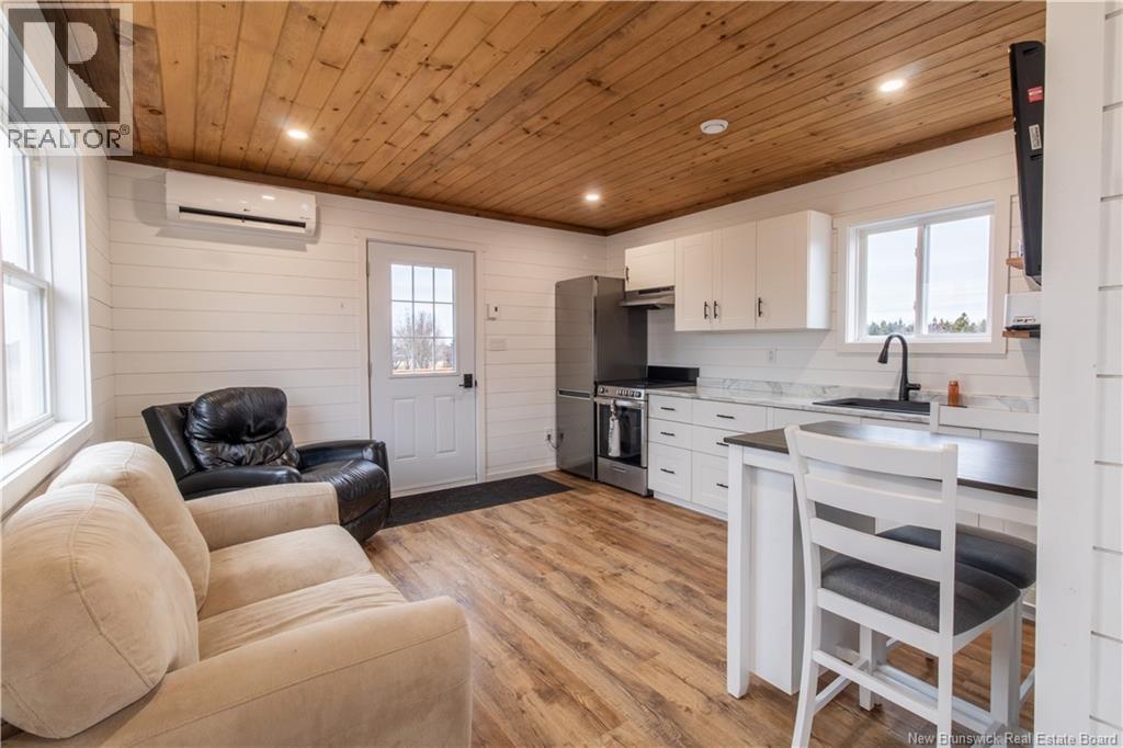 54 GRIFFIN ROAD - 16