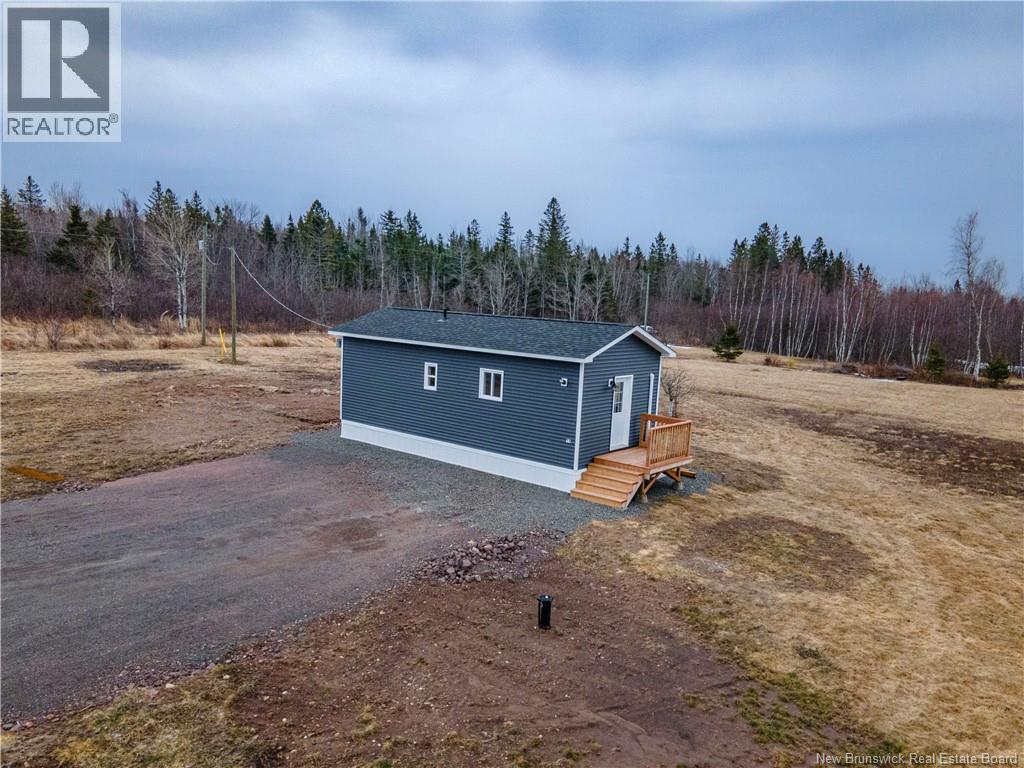 54 GRIFFIN ROAD - 21