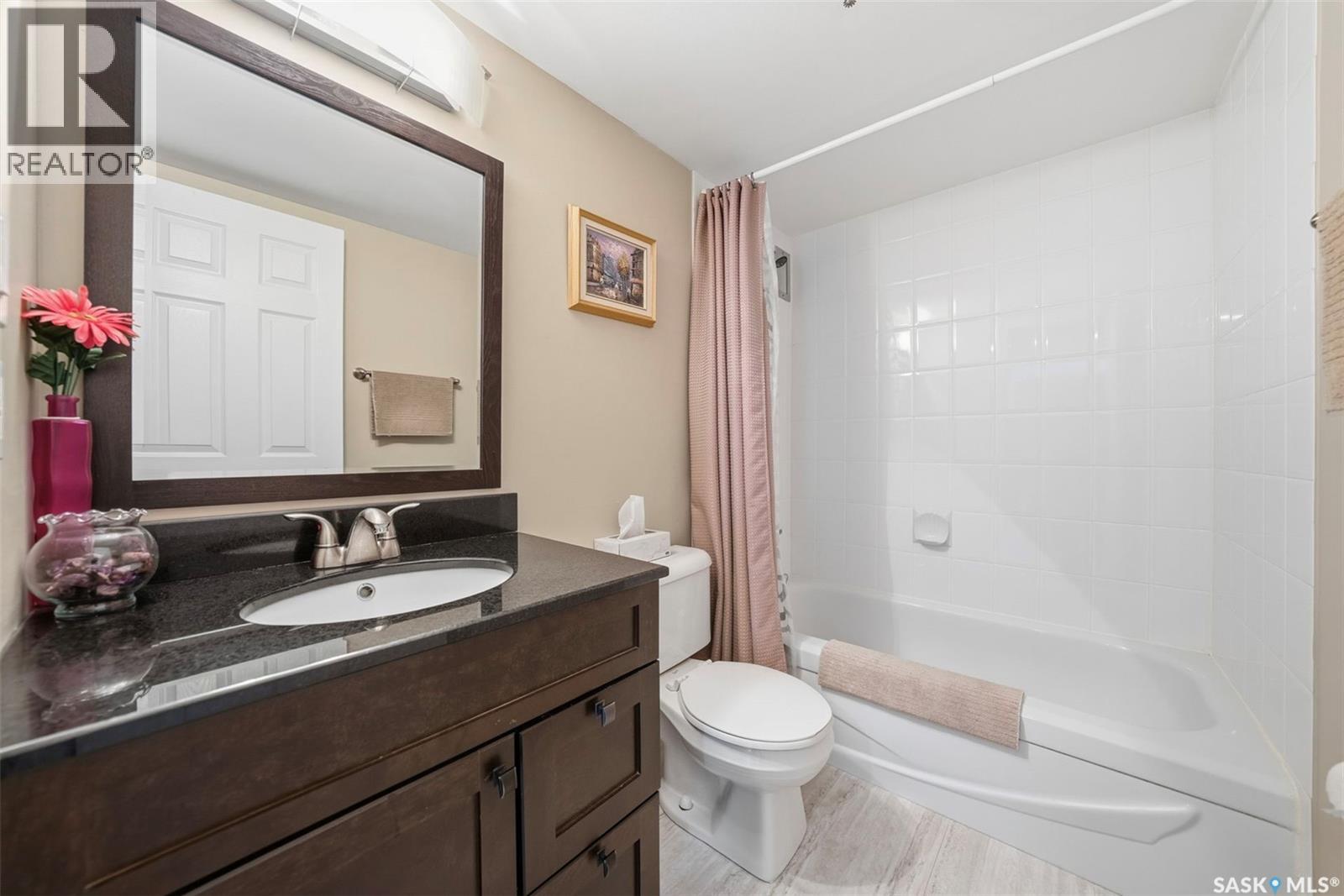 #104 717 VICTORIA AVENUE - 17