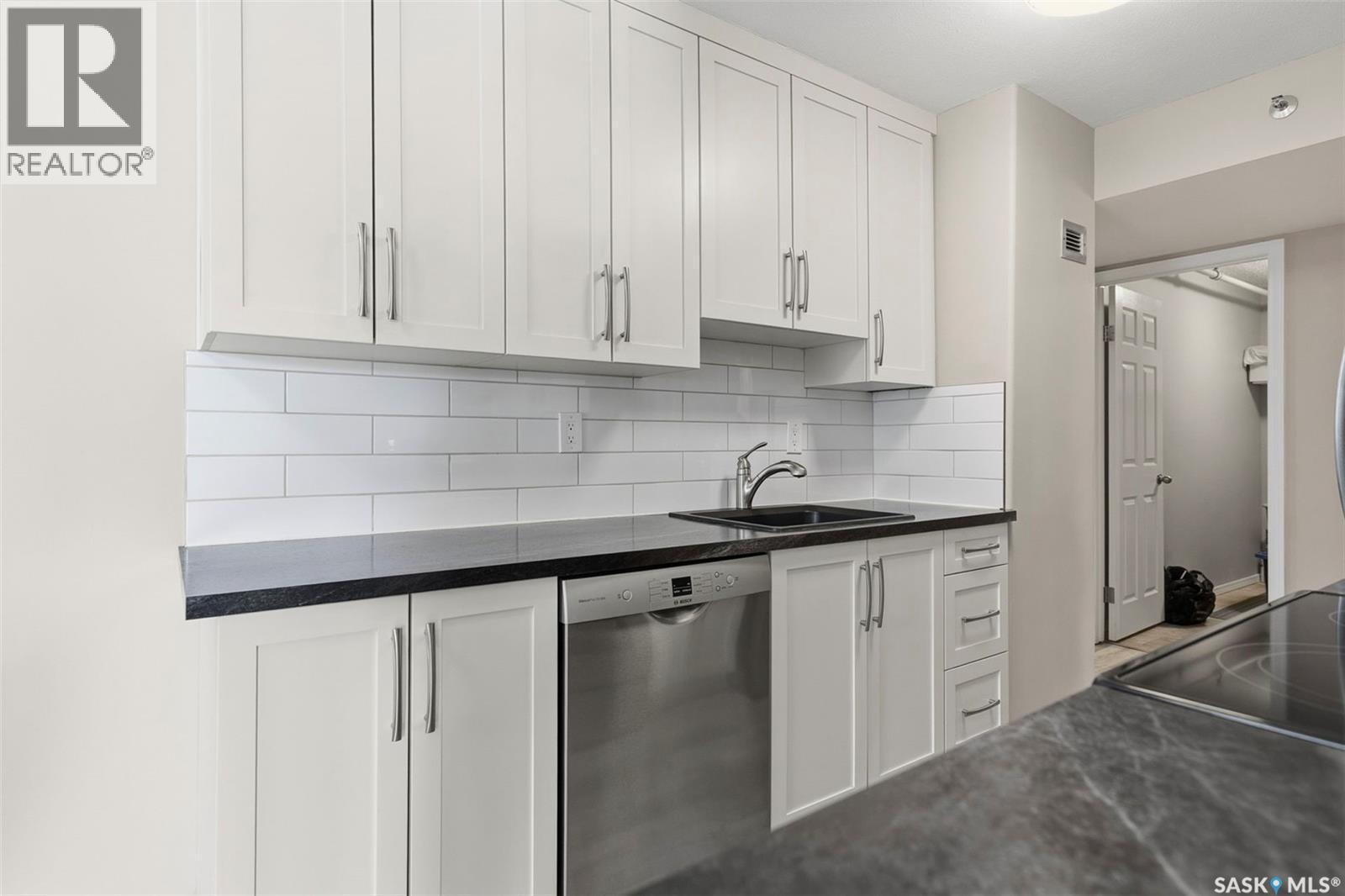 #104 717 VICTORIA AVENUE - 5