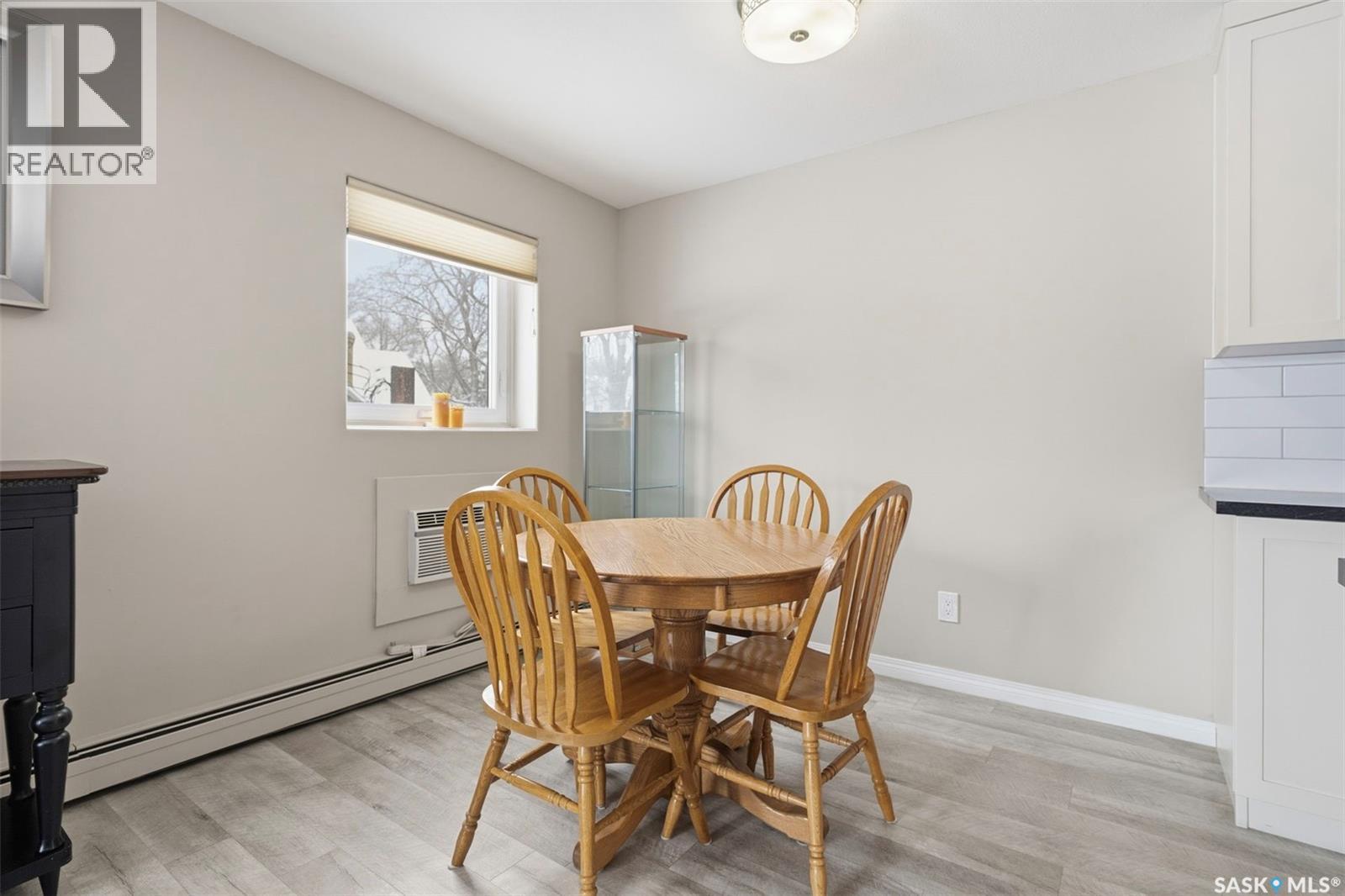 #104 717 VICTORIA AVENUE - 8