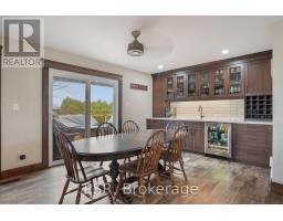 23247 Beattie Line, West Elgin, ON N0L2N0 Photo 11