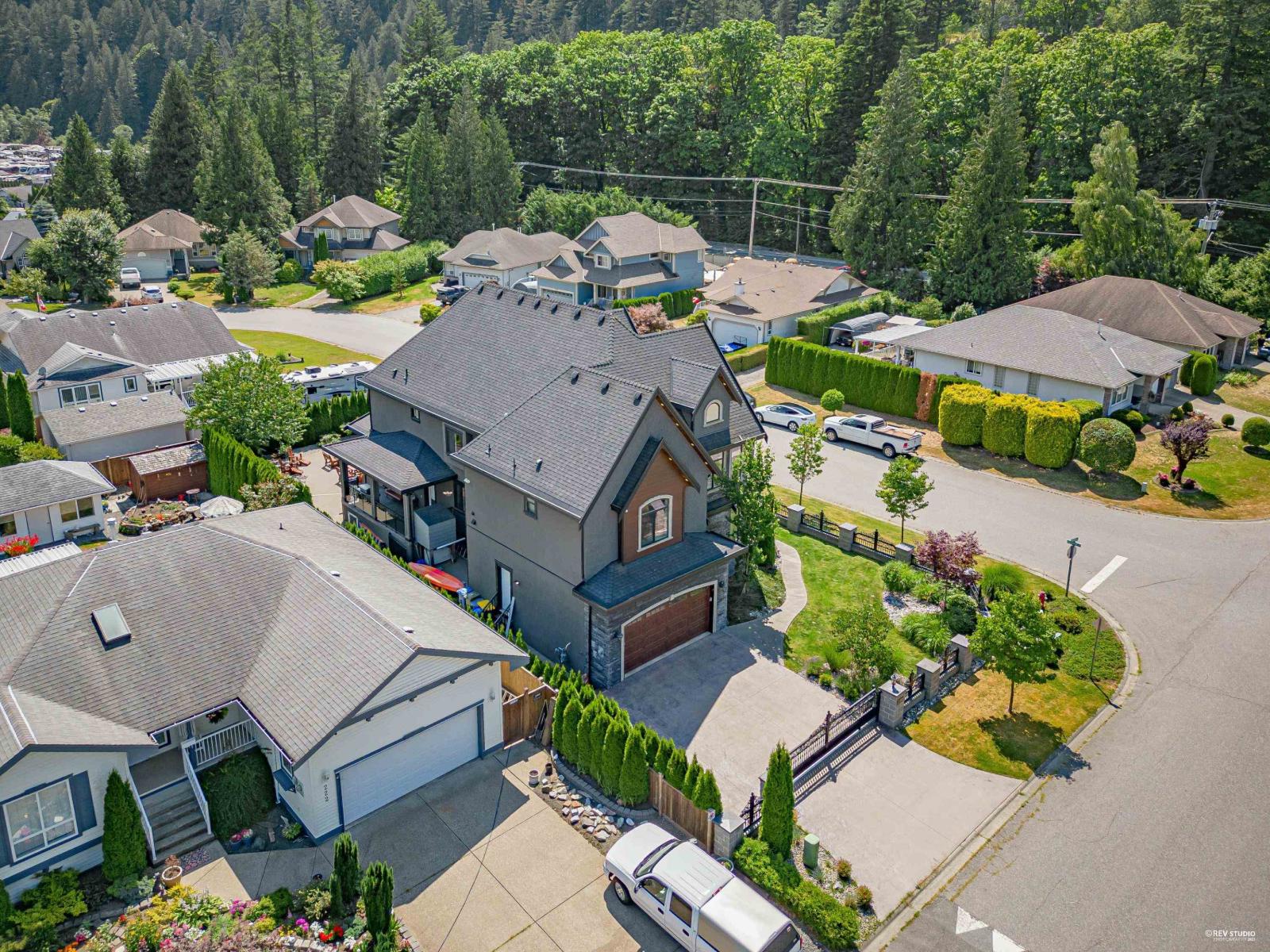 220 BALSAM AVENUE, Harrison Hot Springs, Harrison Hot Springs