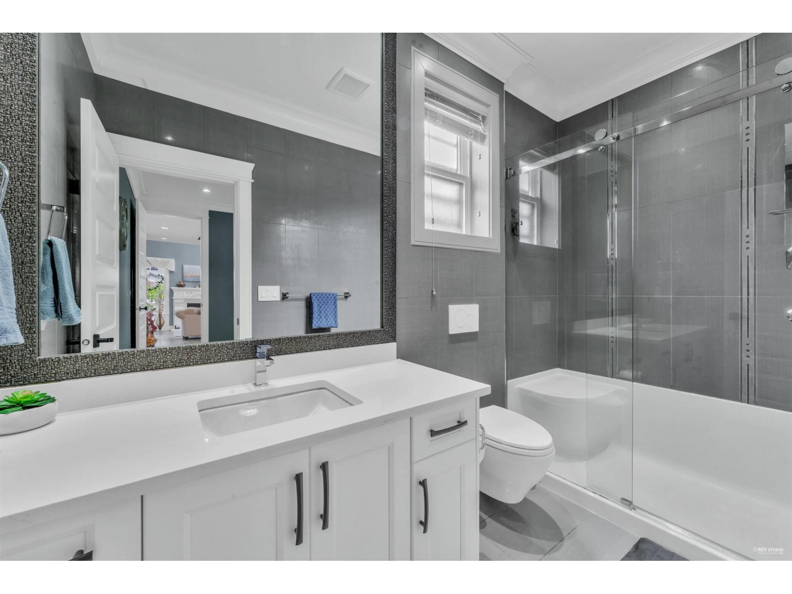 220 BALSAM AVENUE, Harrison Hot Springs, Harrison Hot Springs