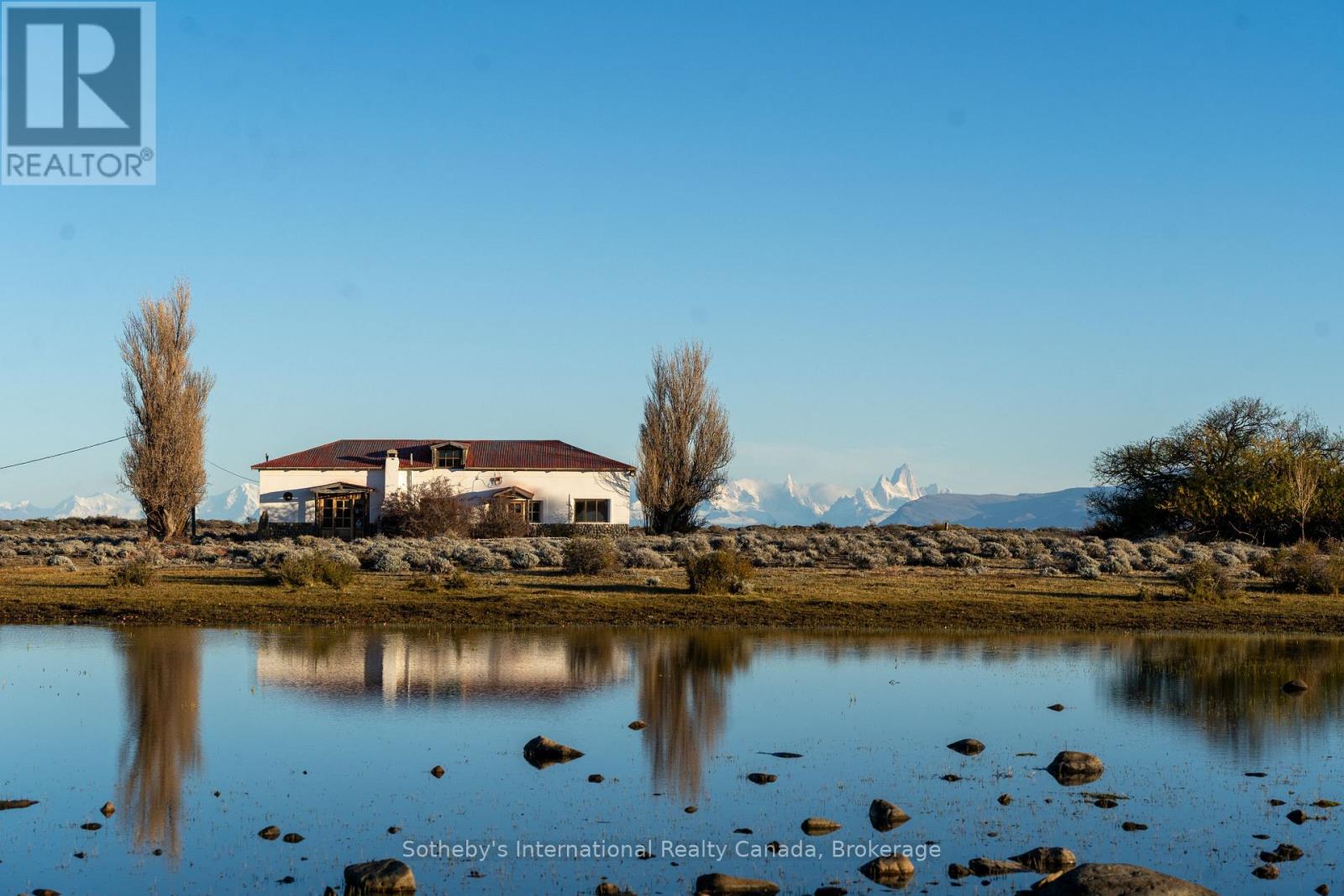 * ESTANCIA PUNTA DEL LAGO *