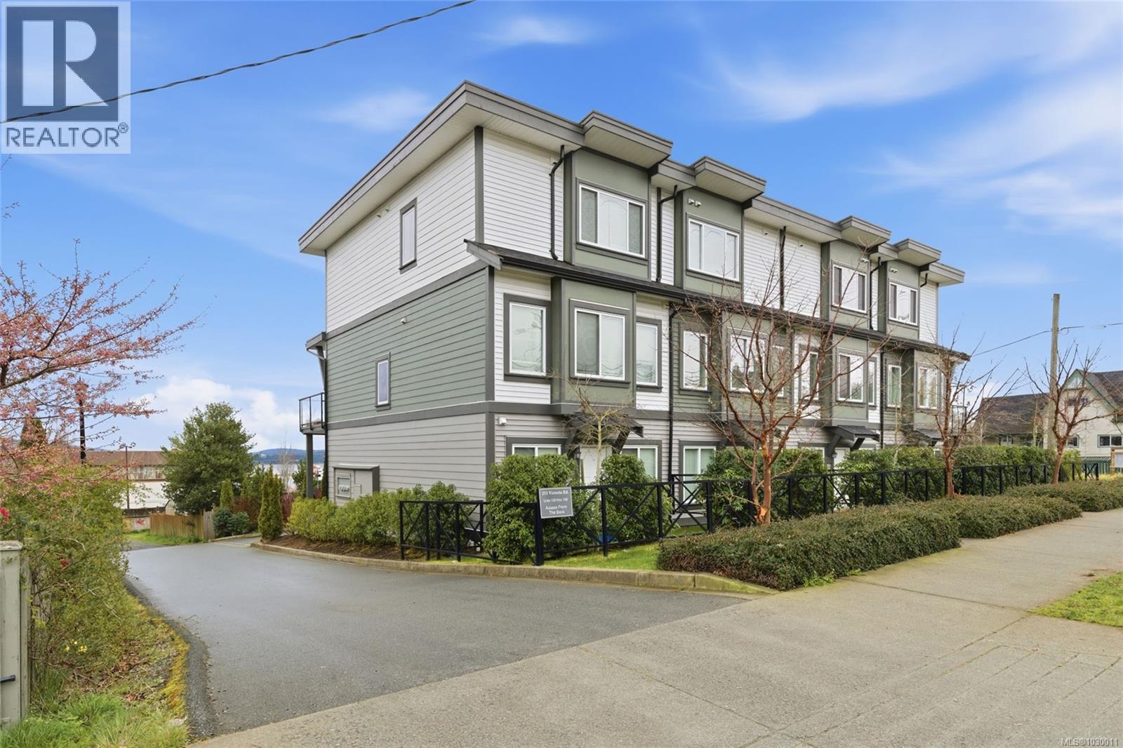 #100 253 Victoria Rd - 1