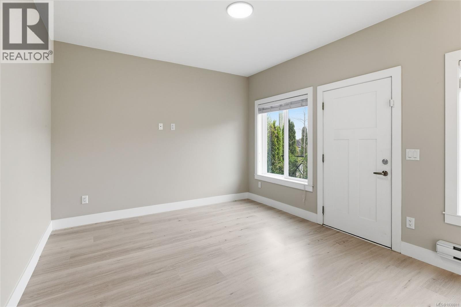 #100 253 Victoria Rd - 10