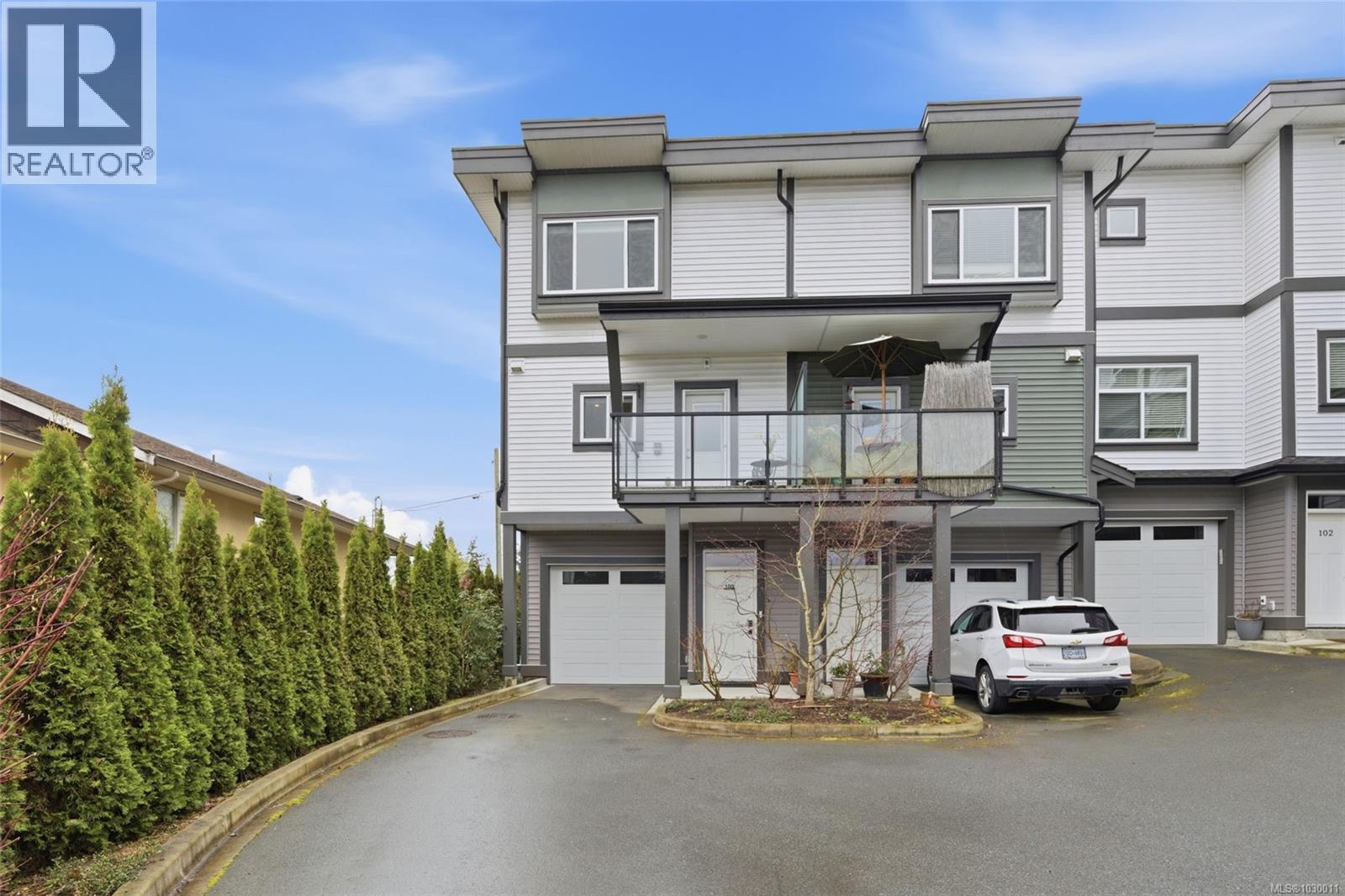 #100 253 VICTORIA RD - 14