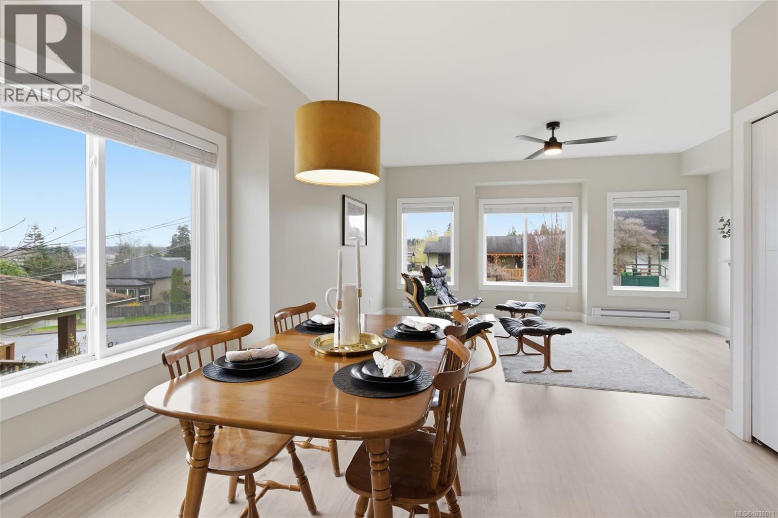 #100 253 VICTORIA RD - 18