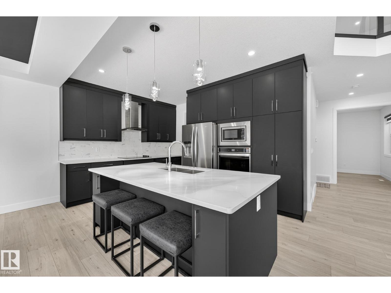 4413 39 ST, Beaumont