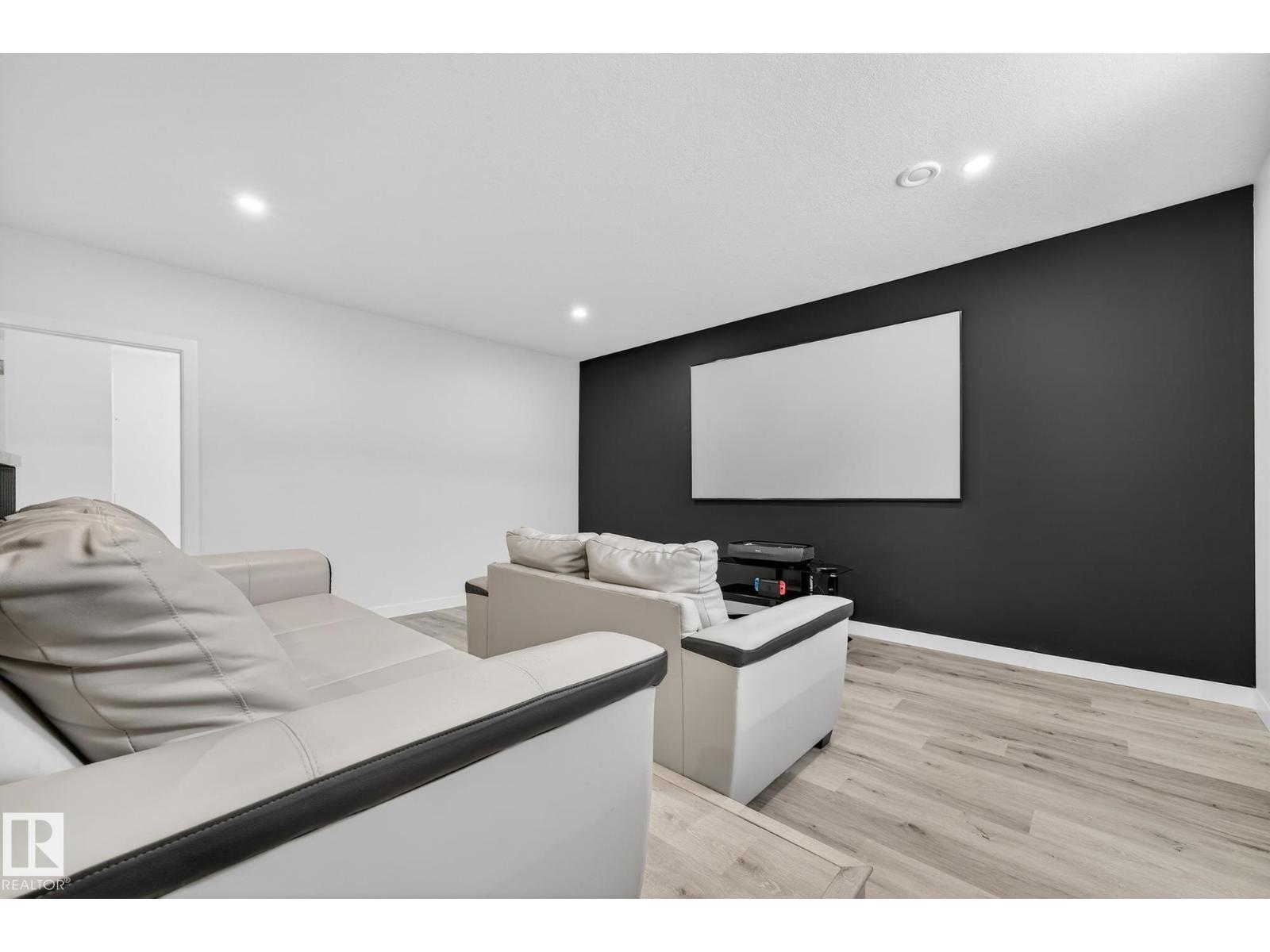 4413 39 ST, Beaumont