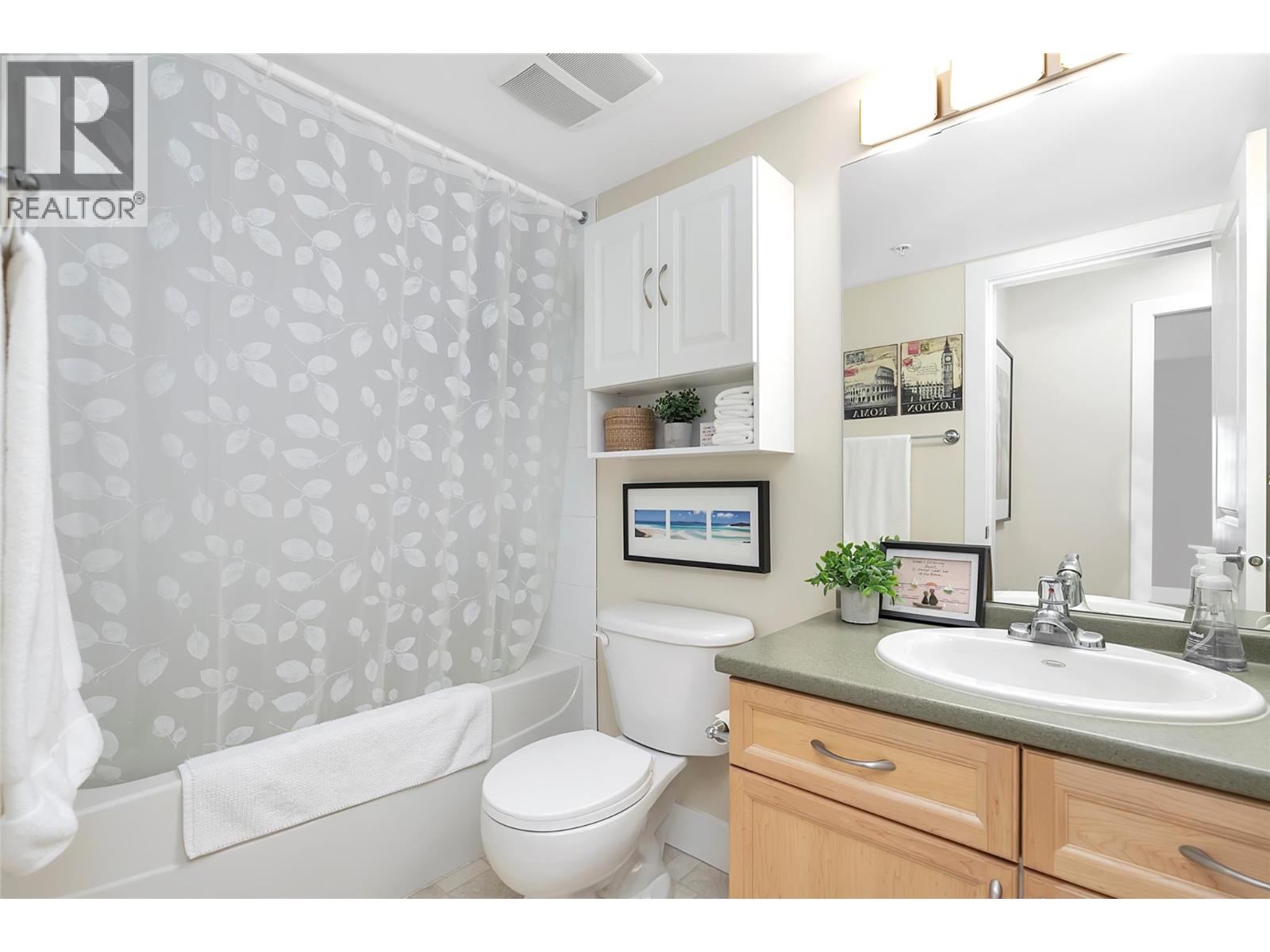 256 Hastings Avenue Unit# 301, Penticton