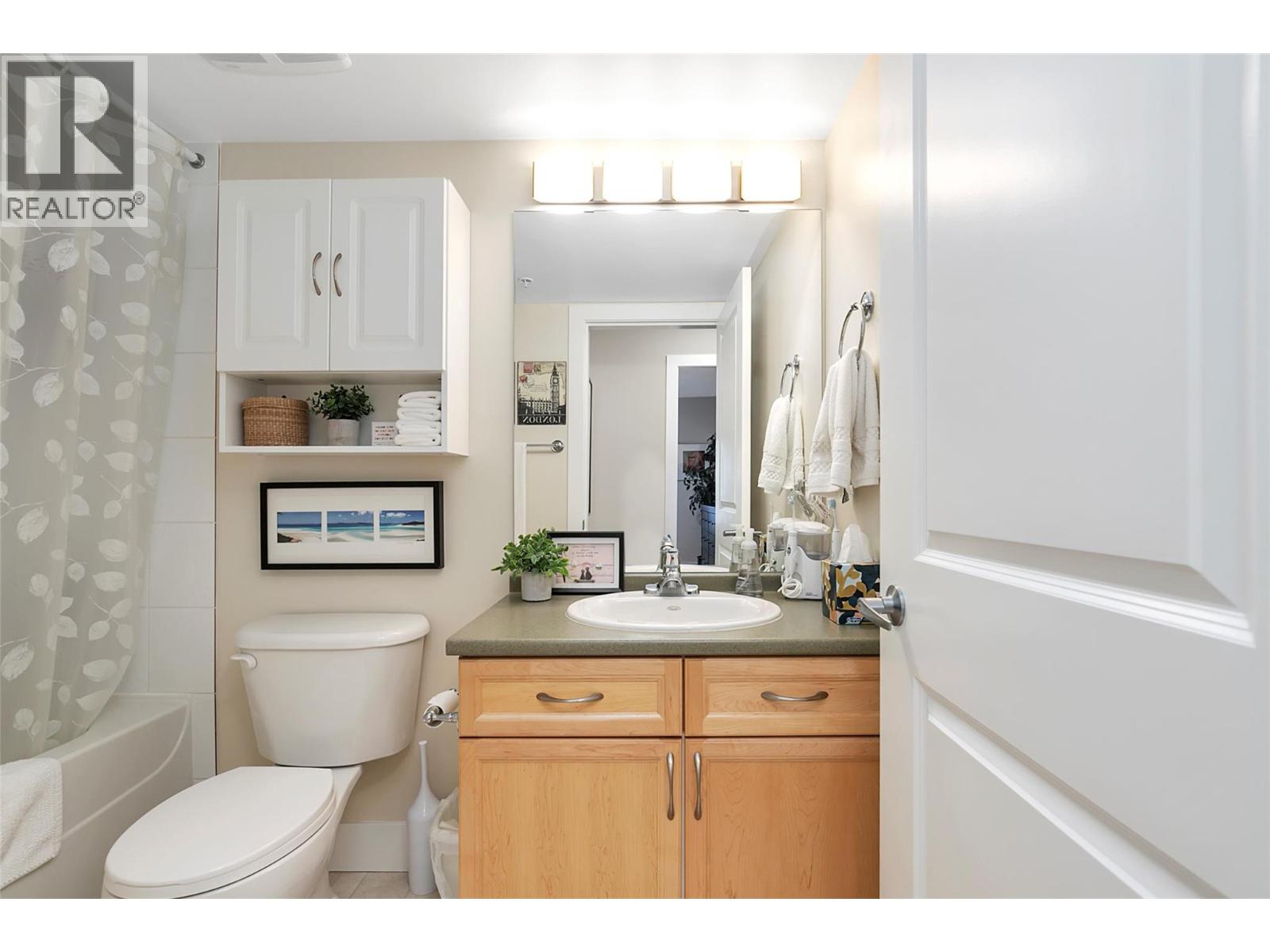 256 Hastings Avenue Unit# 301, Penticton