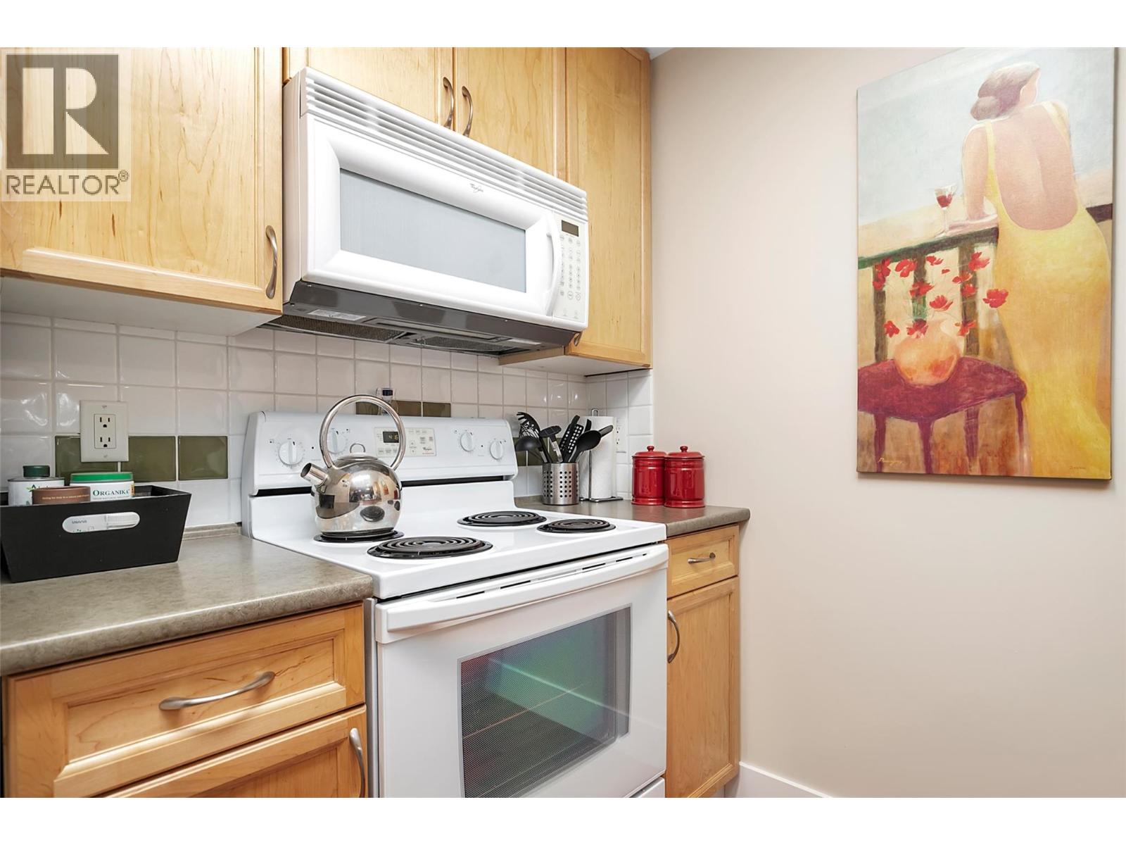 256 Hastings Avenue Unit# 301, Penticton