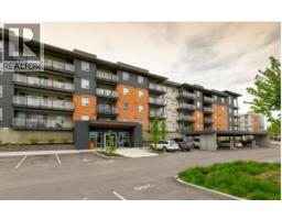 PH12 883 Academy Way, Kelowna