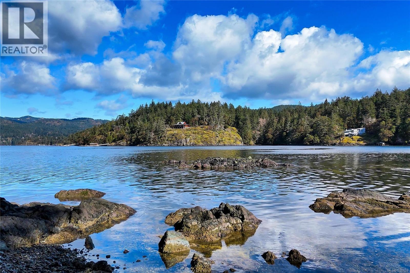  998 Gillespie Road, Sooke