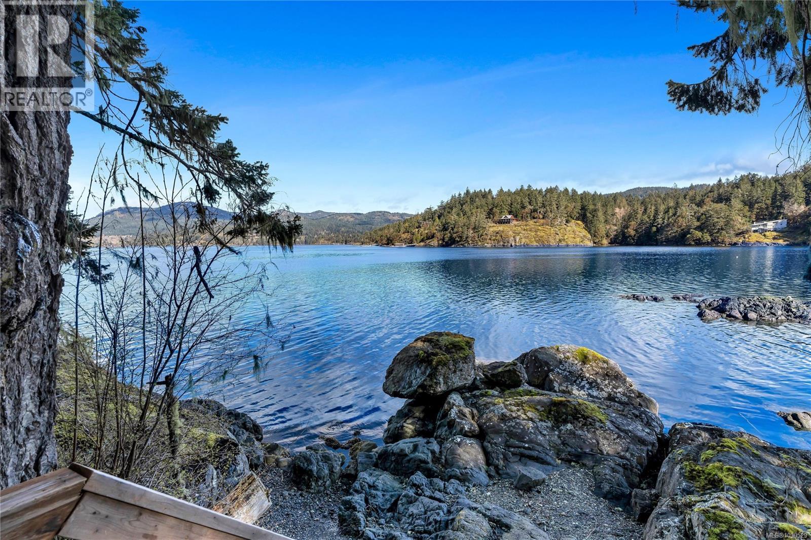  998 Gillespie Road, Sooke