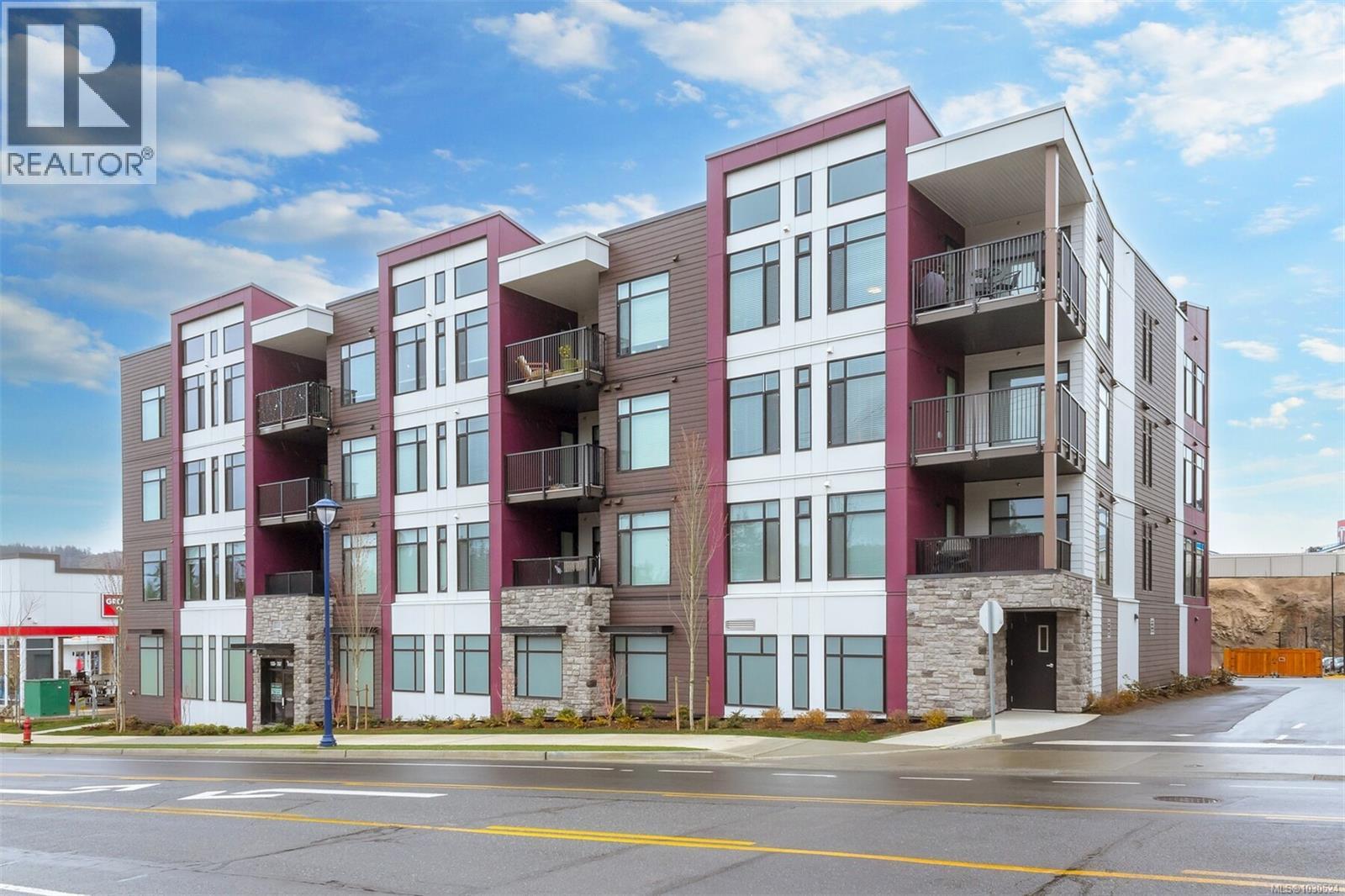 #202 707 TREANOR AVE - 2