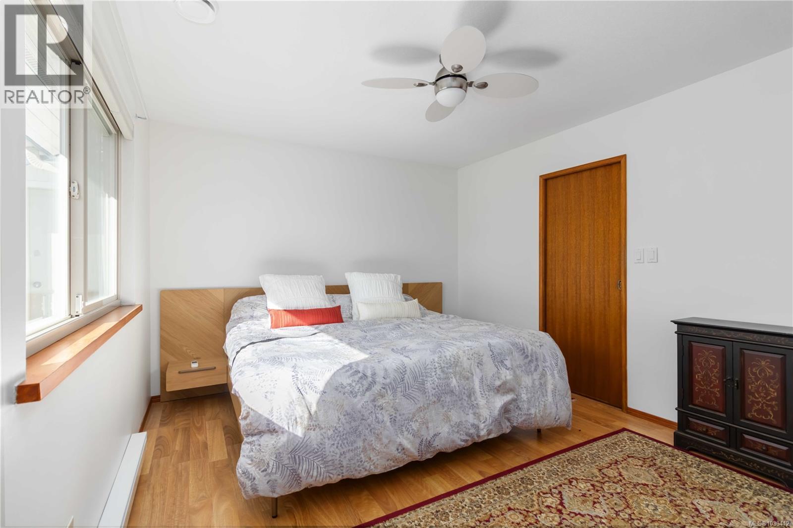  711 Miller Avenue, Saanich