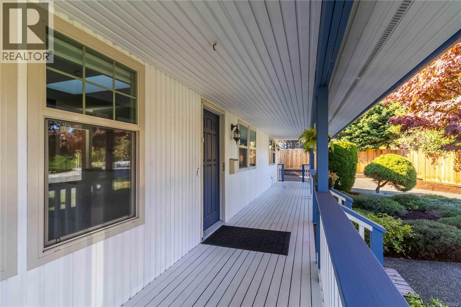  711 Miller Avenue, Saanich