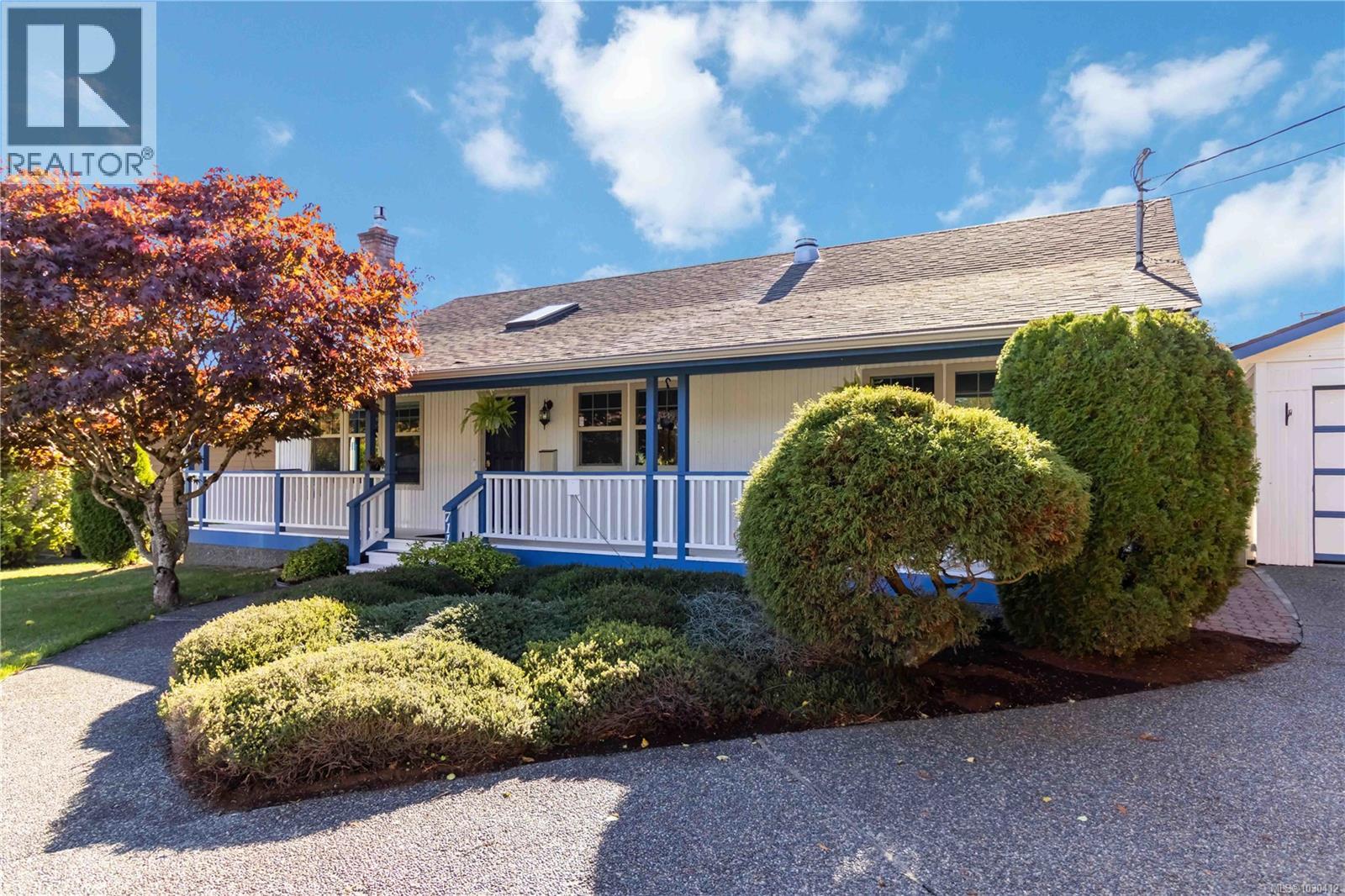  711 Miller Avenue, Saanich