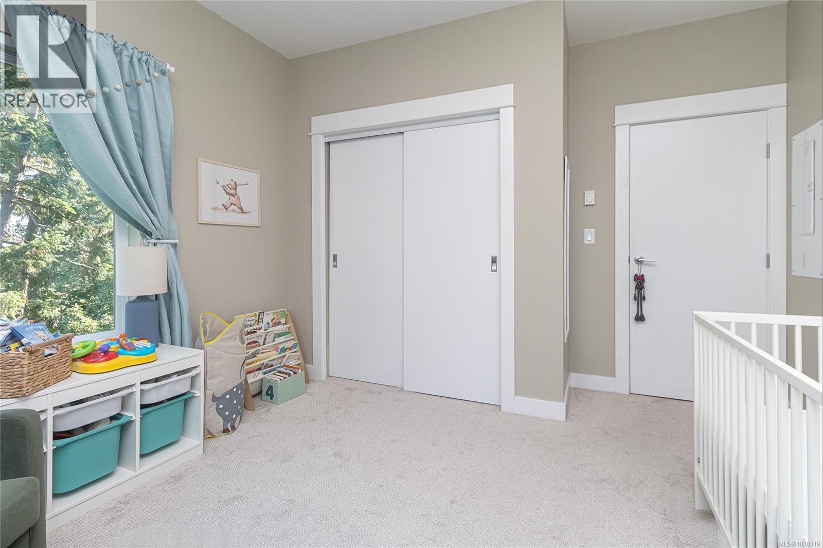 303 290 Wilfert Road, View Royal