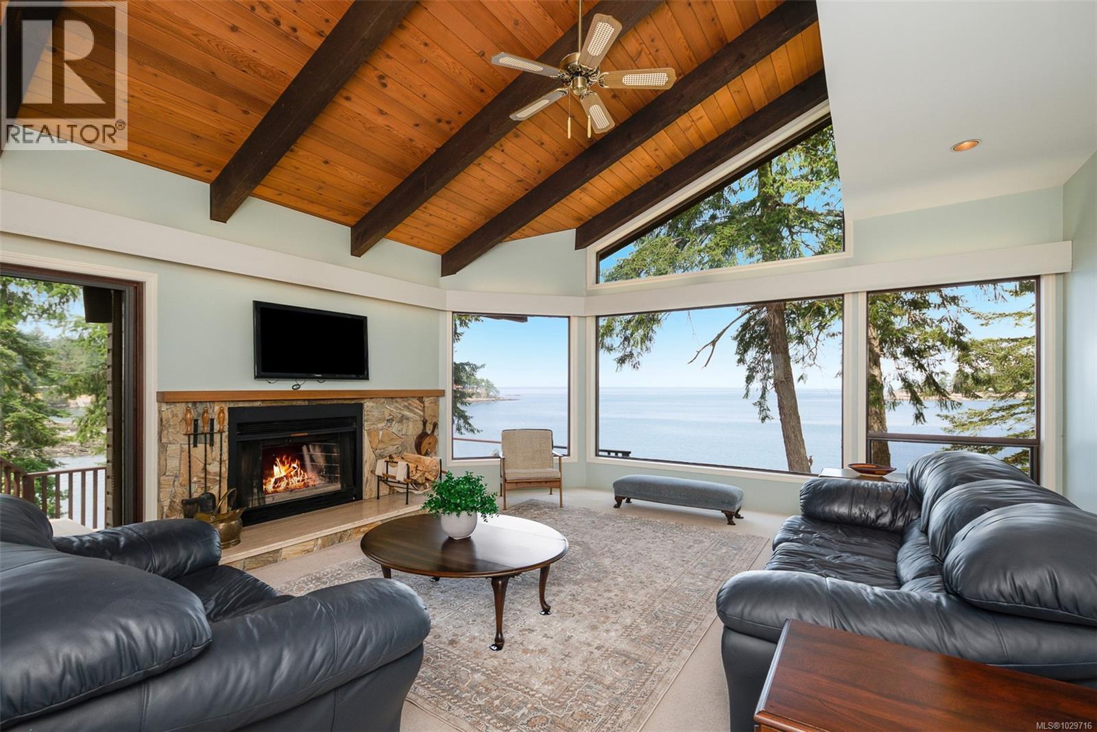 1 835 Sturdies Bay Road, Galiano Island