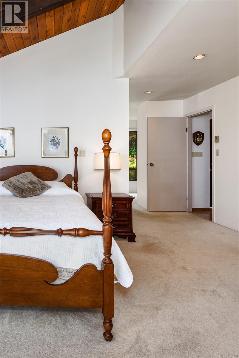 1 835 Sturdies Bay Road, Galiano Island