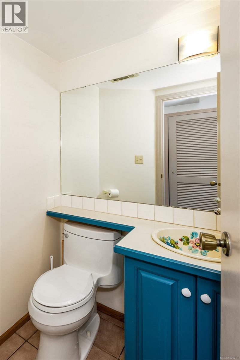 1 835 Sturdies Bay Road, Galiano Island