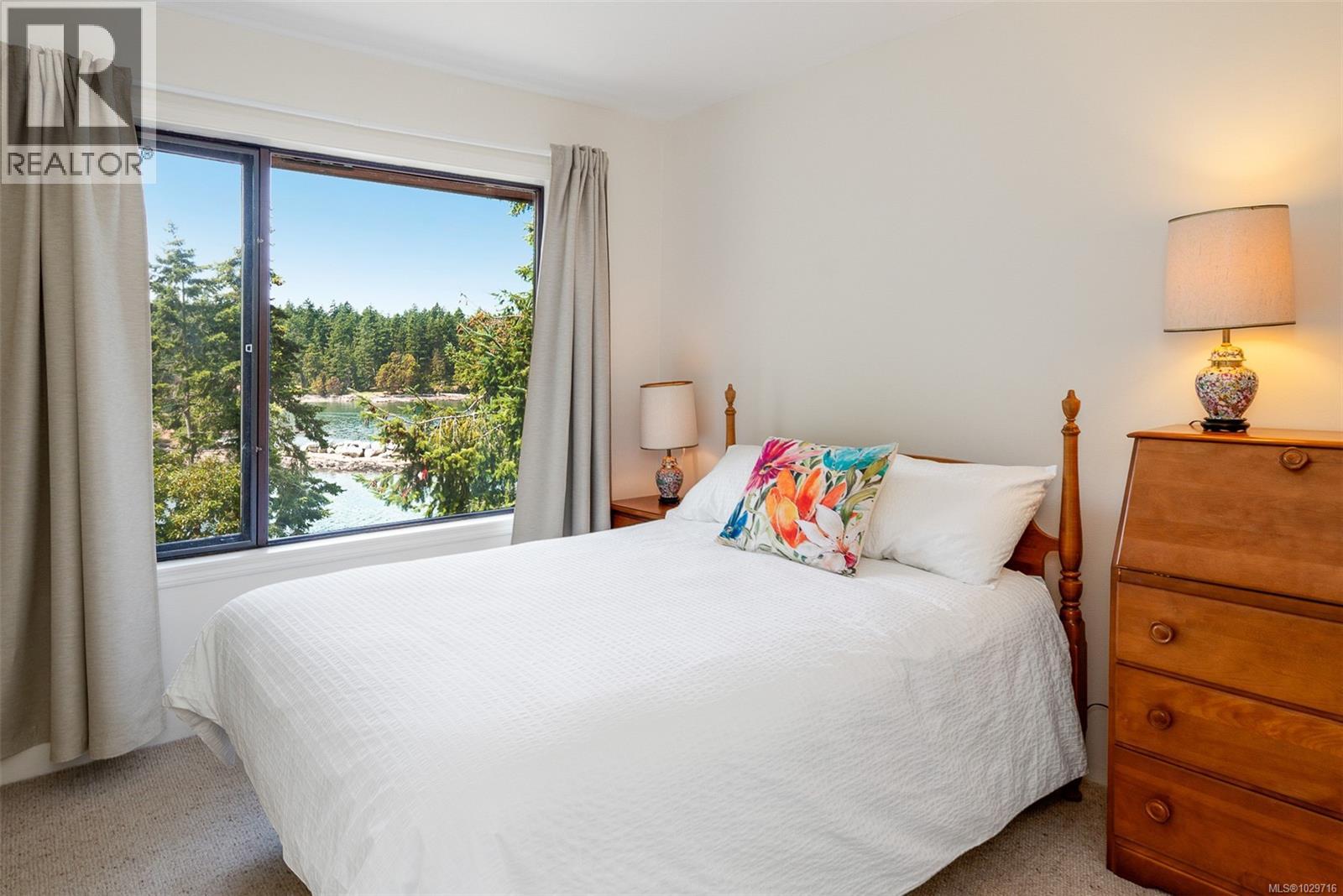 1 835 Sturdies Bay Road, Galiano Island