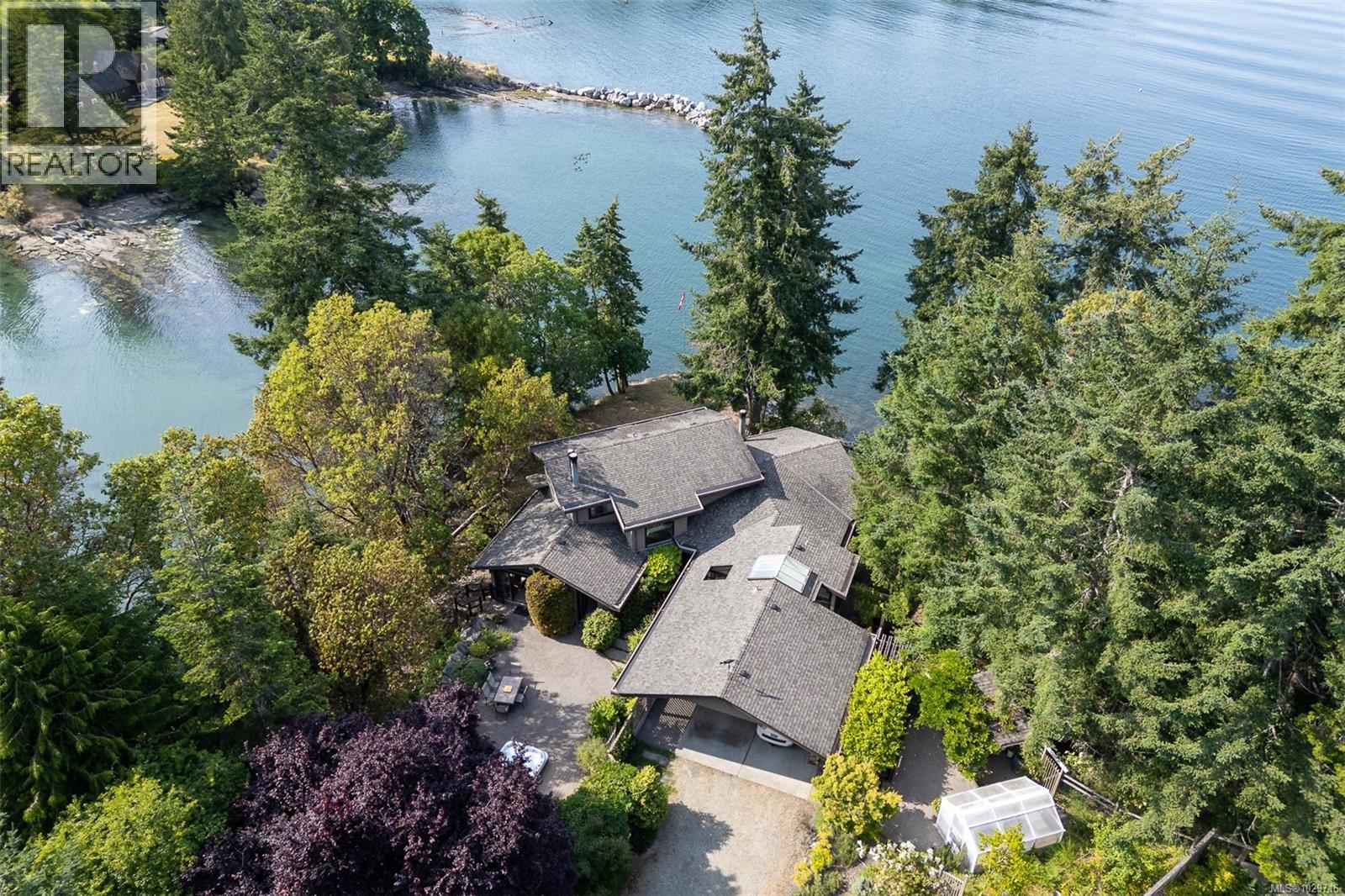 1 835 Sturdies Bay Road, Galiano Island