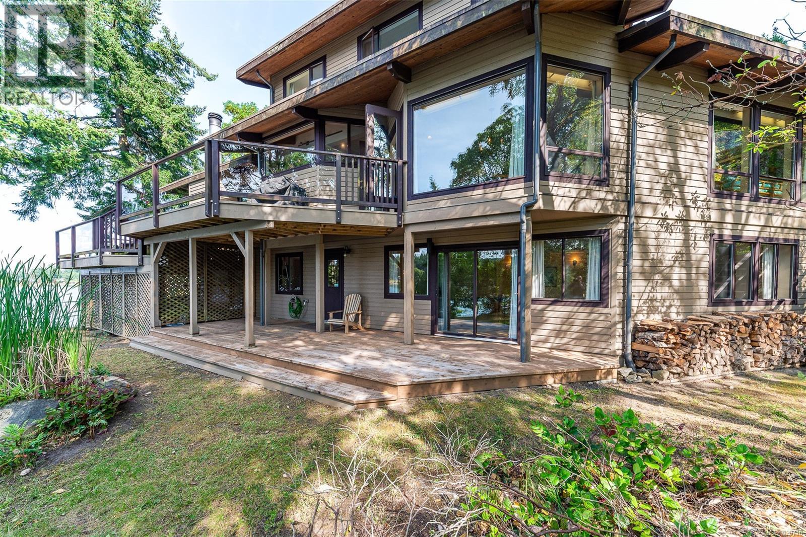 1 835 Sturdies Bay Road, Galiano Island