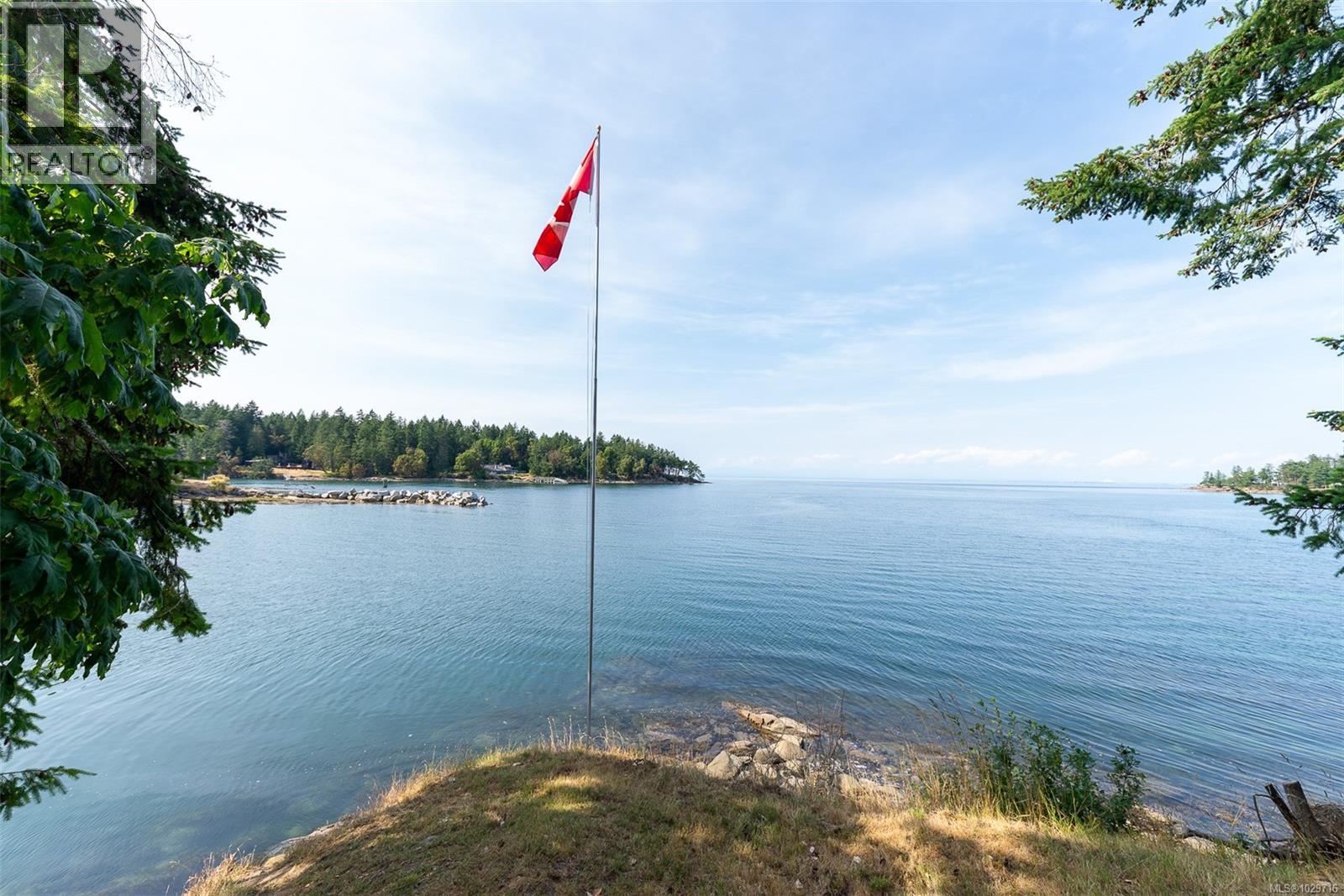 1 835 Sturdies Bay Road, Galiano Island