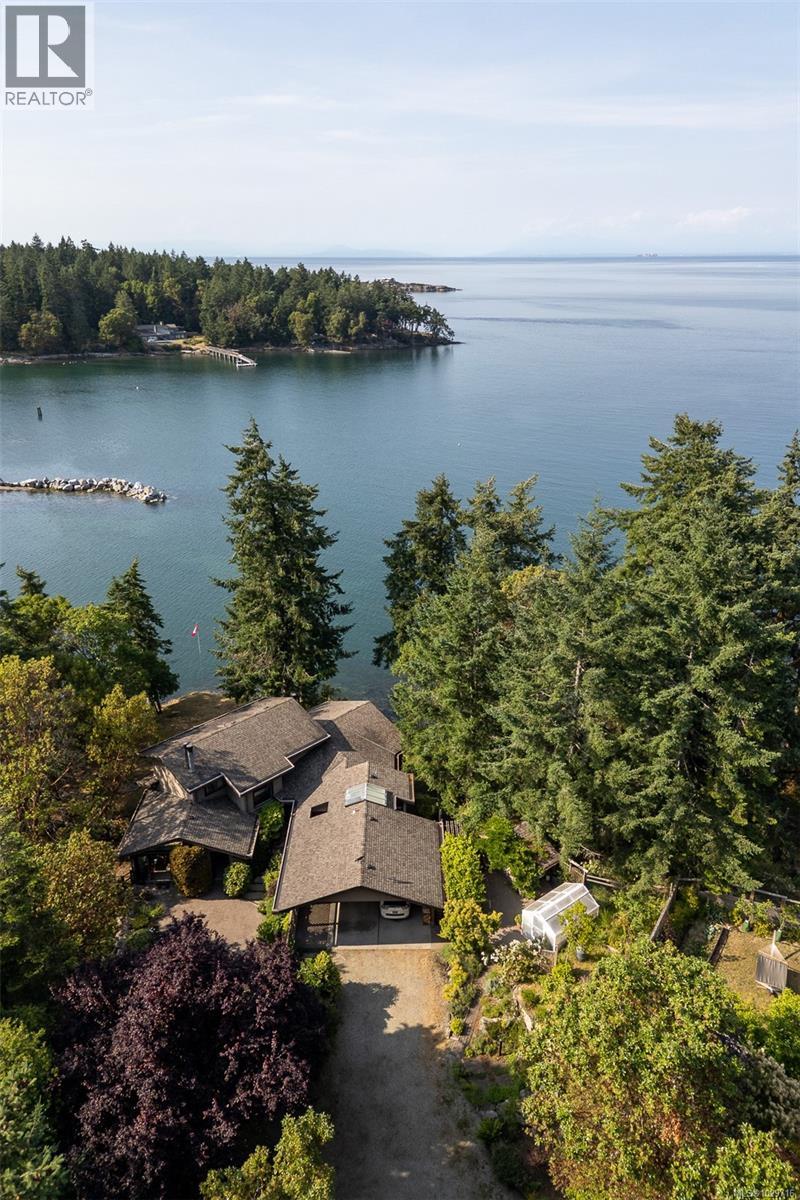 1 835 Sturdies Bay Road, Galiano Island