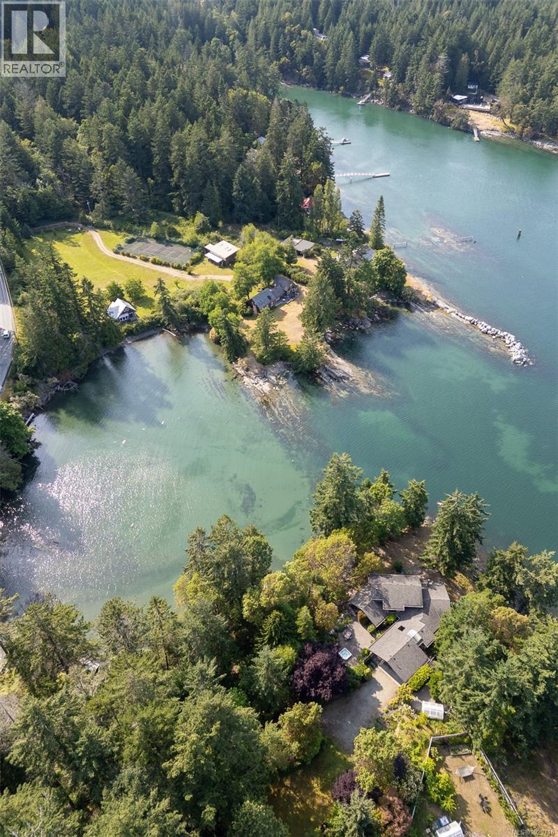 1 835 Sturdies Bay Road, Galiano Island