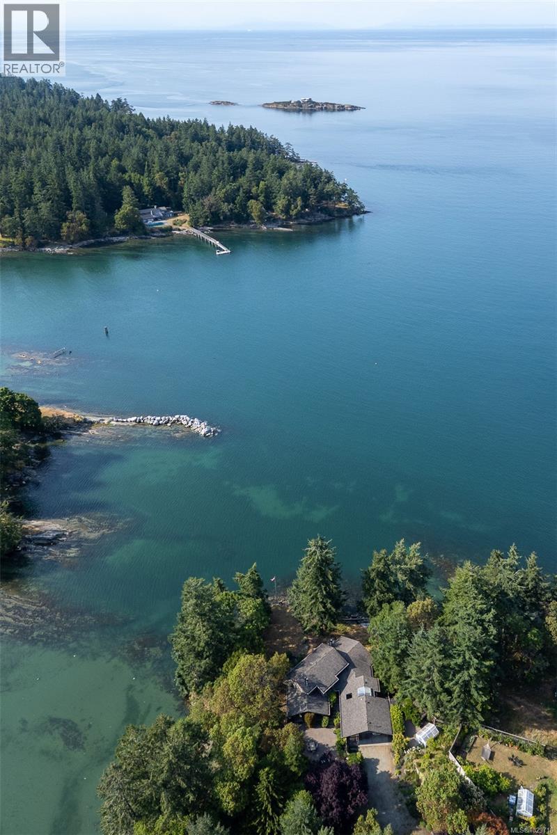 1 835 Sturdies Bay Road, Galiano Island