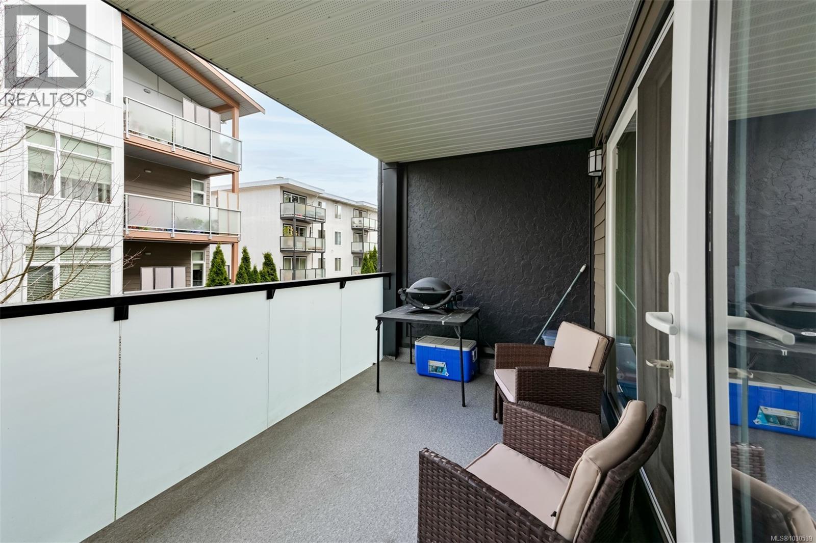 201 1619 Morrison St, Victoria