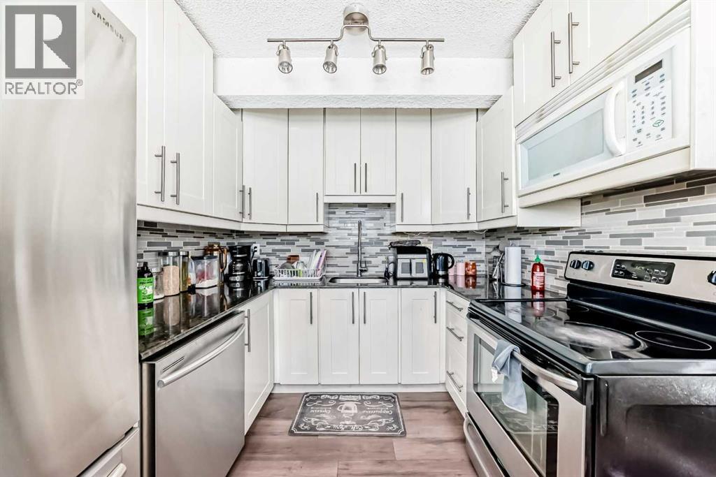 Single Family House for Sale in    Avenue SE Penbrooke Meadows Calgary 