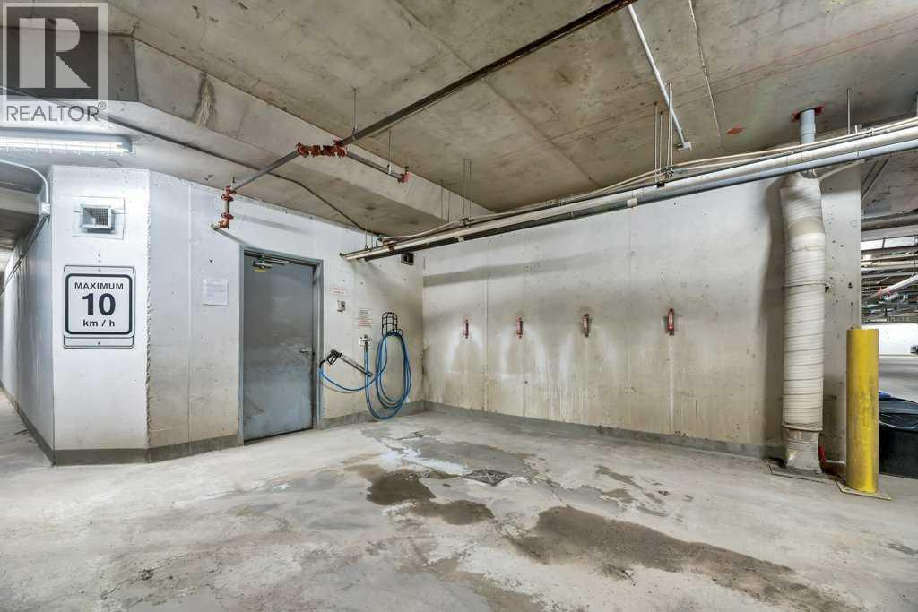 Single Family House for Sale in   Fish Creek Boulevard SW Evergreen Calgary 