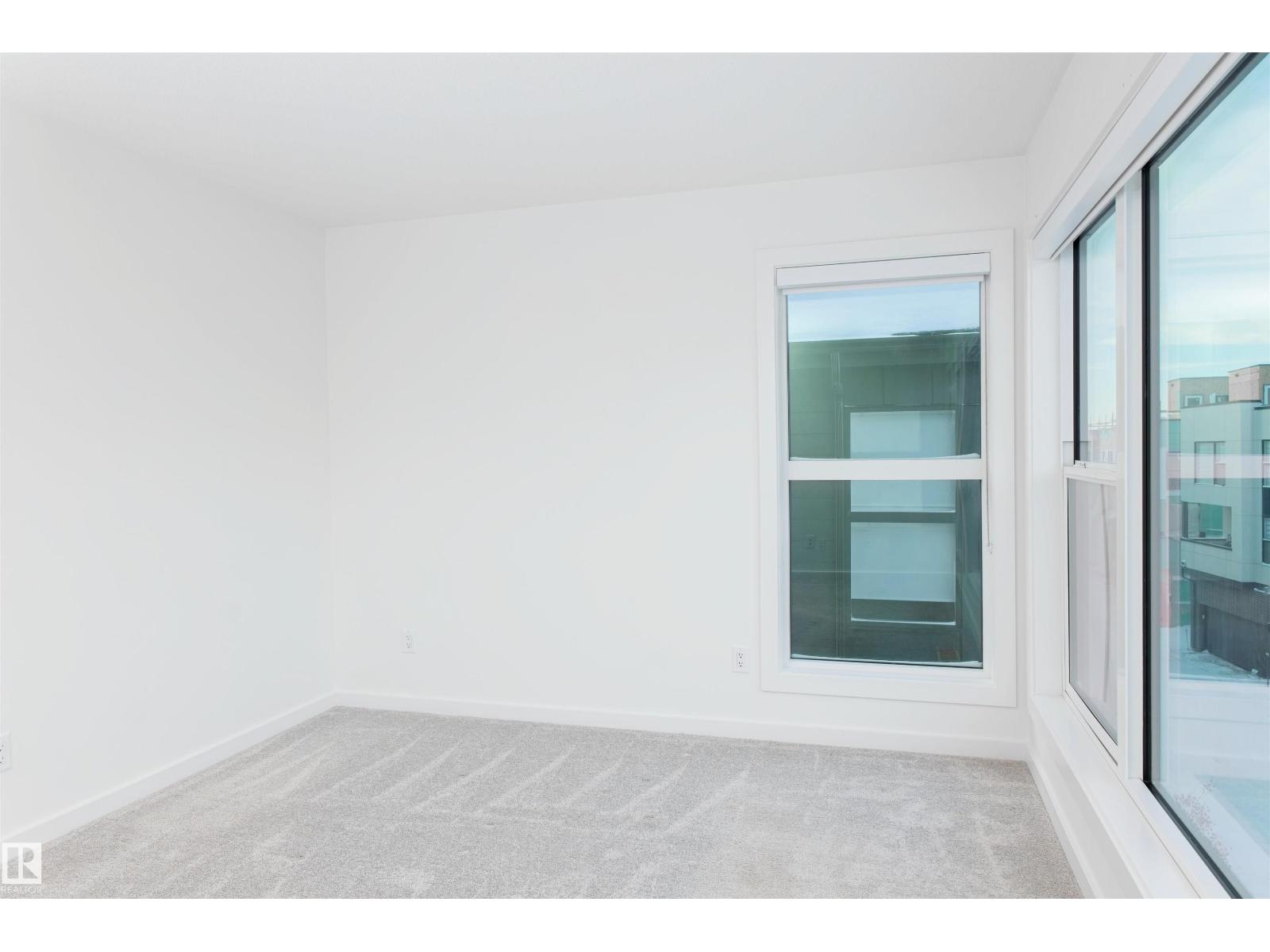#4 5 RONDEAU DR - 22