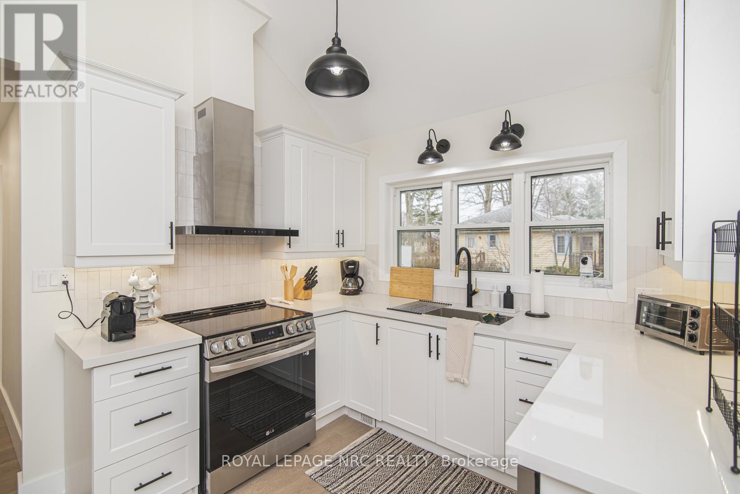 385 WESTWOOD AVENUE - 22